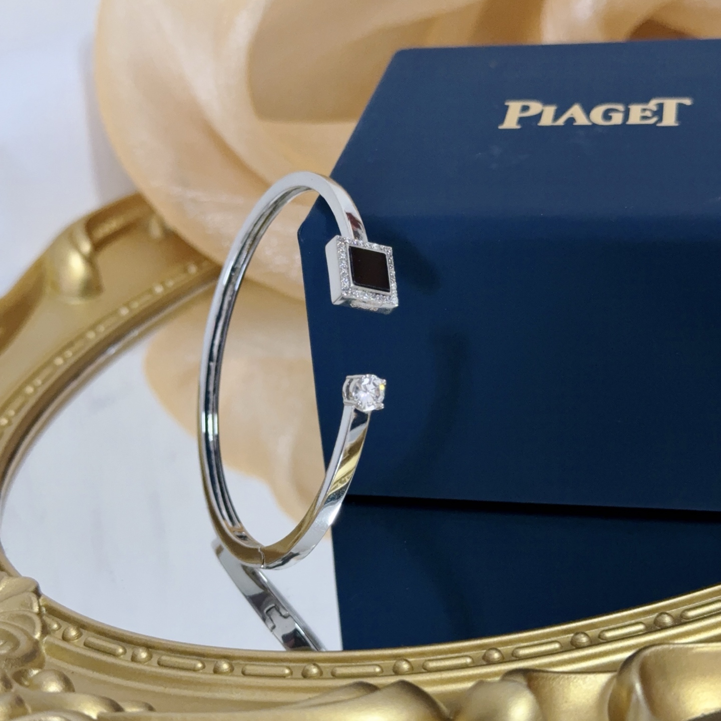 Piaget Possession bracelet Silver-toned white gold black onyx clear diamond 17cm