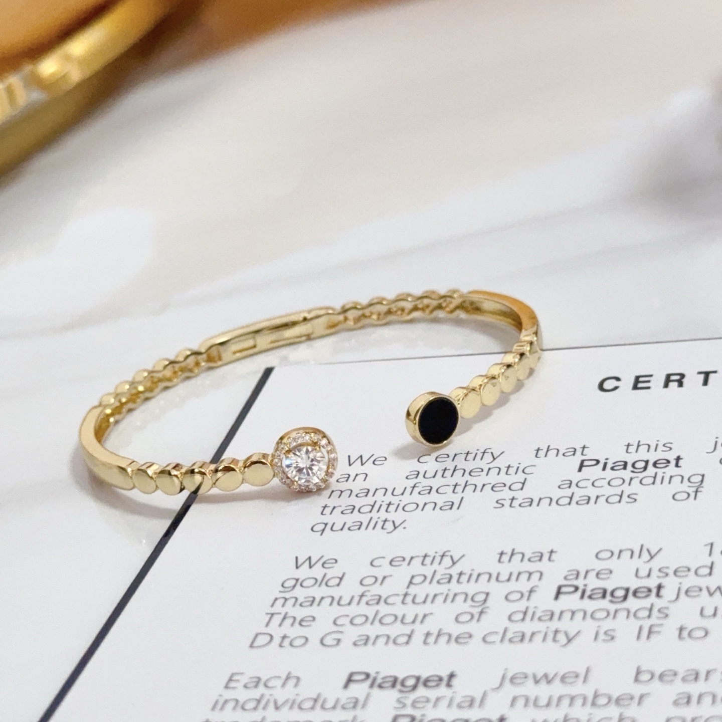 Piaget Possession bracelet 18k yellow gold clear diamond black onyx 17cm inner circumference