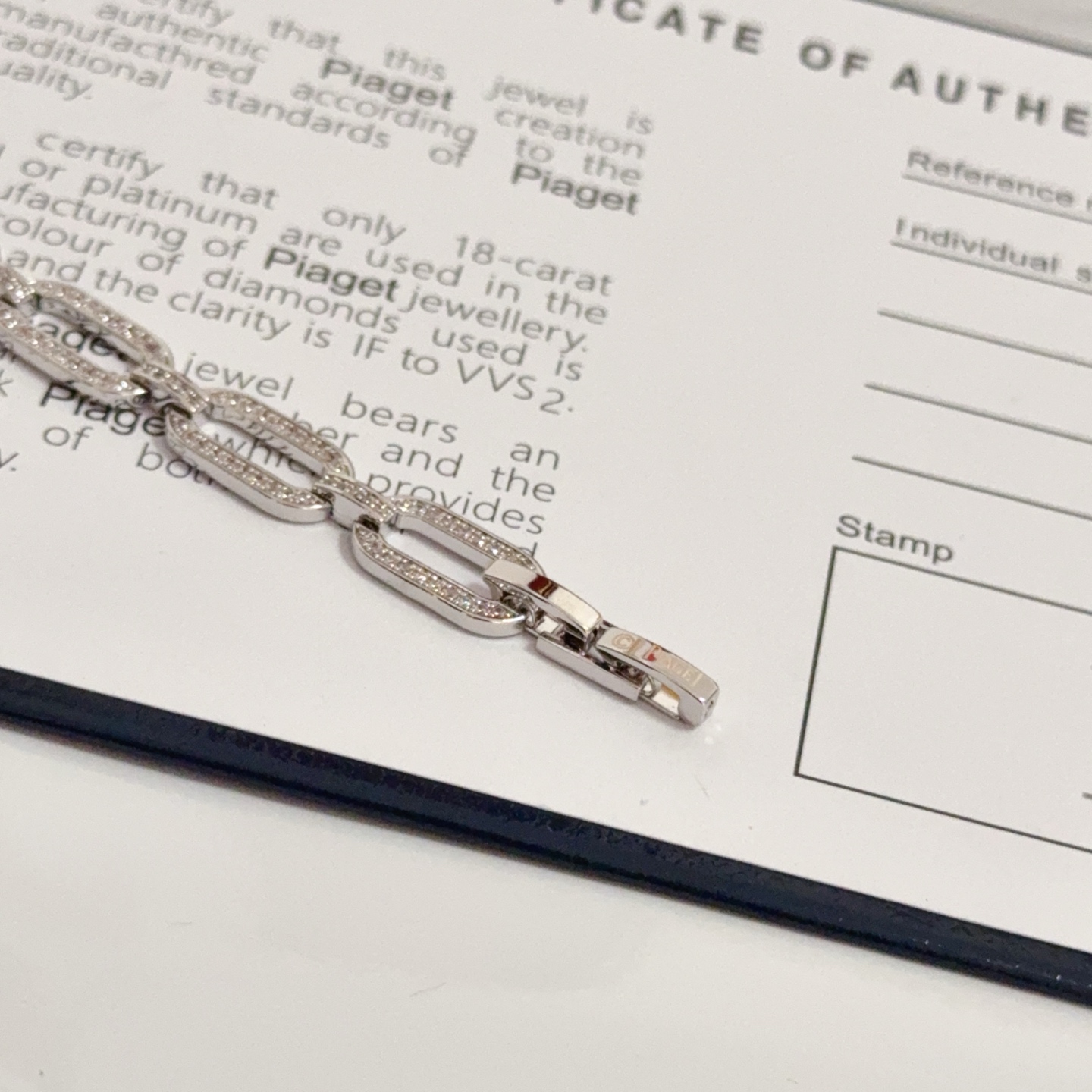 Piaget Possession bracelet Silver-toned white gold with clear diamond accents 17cm