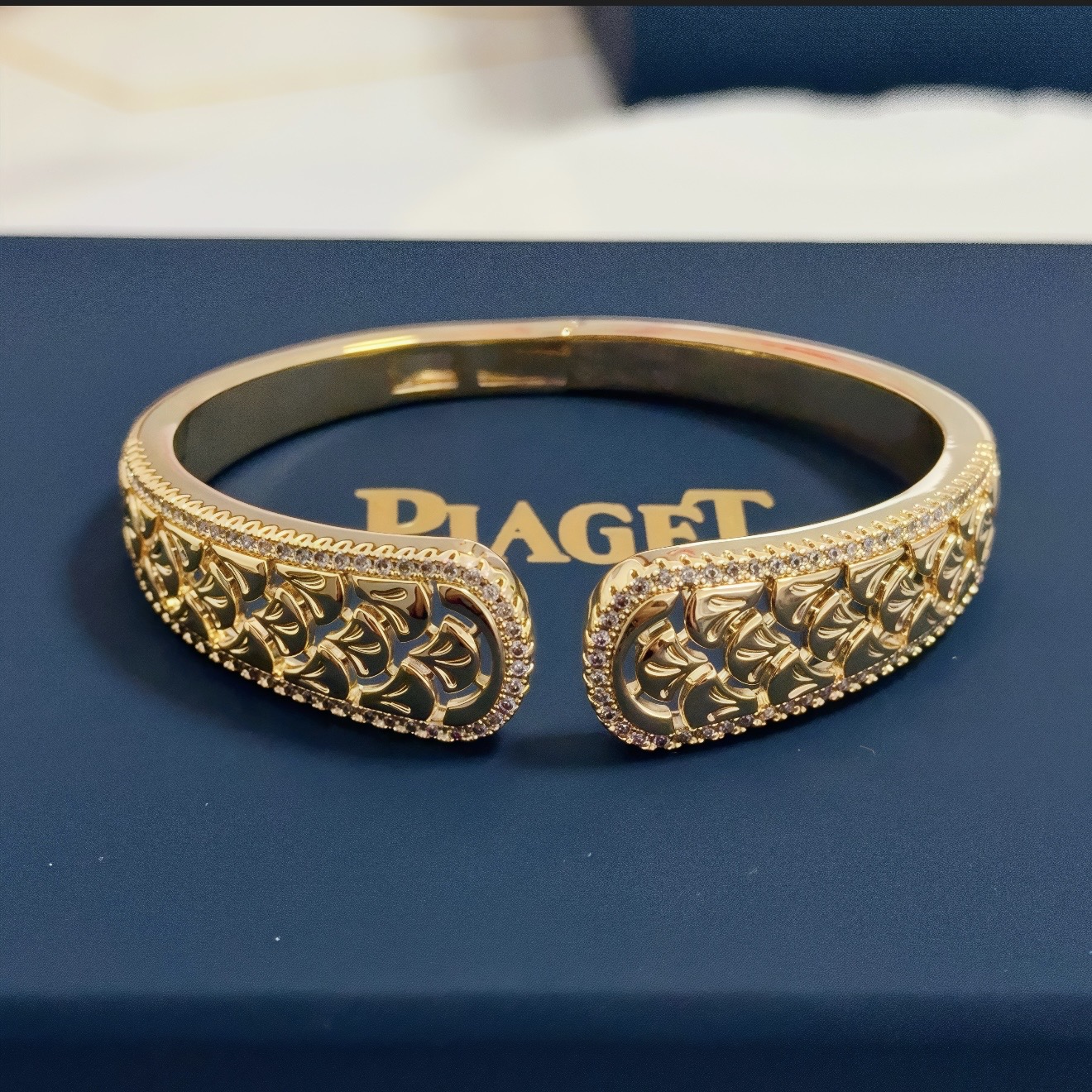 Piaget Rose Passion Open Cuff bracelet 18k yellow gold with clear diamond accents 16cm inner circumference