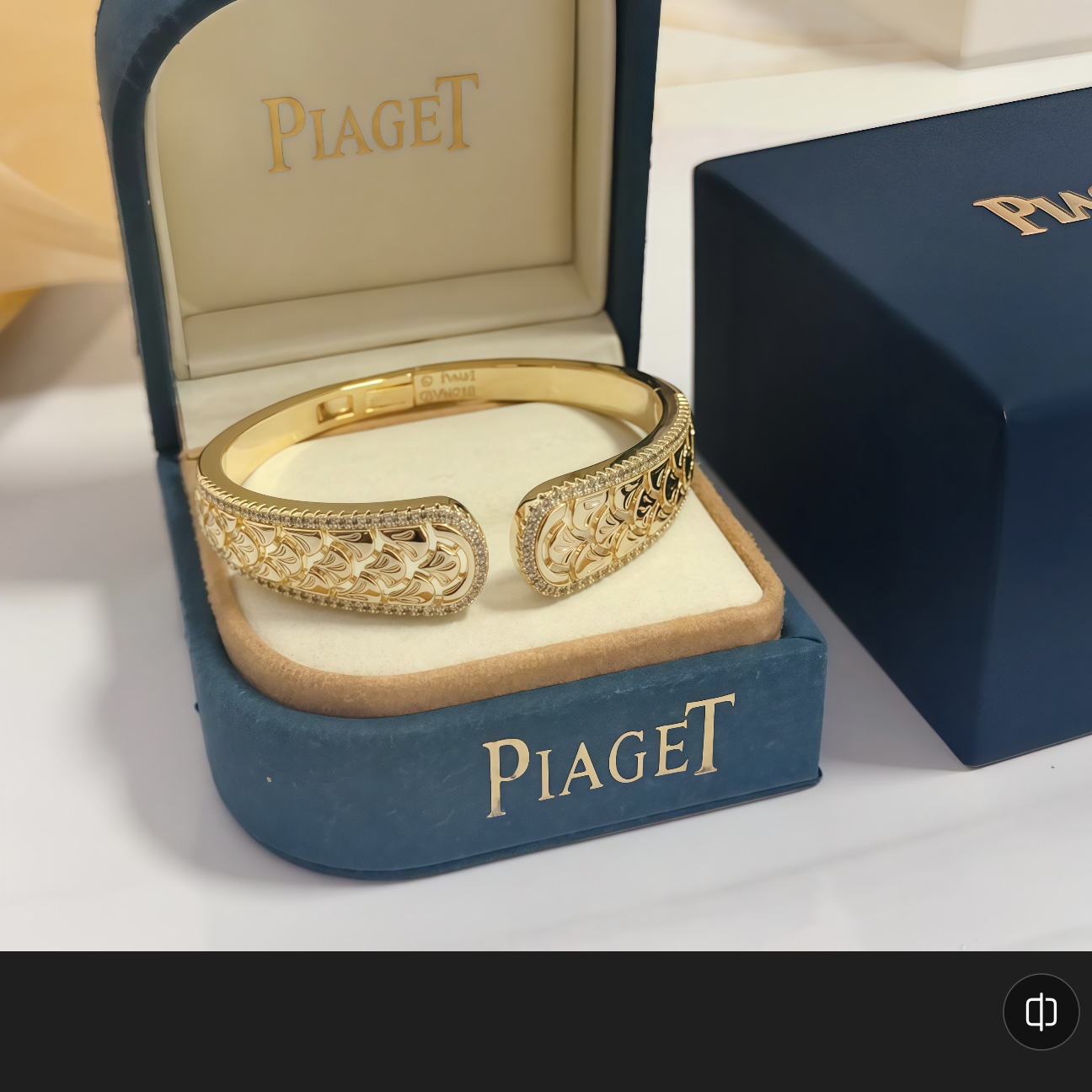 Piaget Rose Passion Open Cuff bracelet 18k yellow gold with clear diamond accents 16cm inner circumference