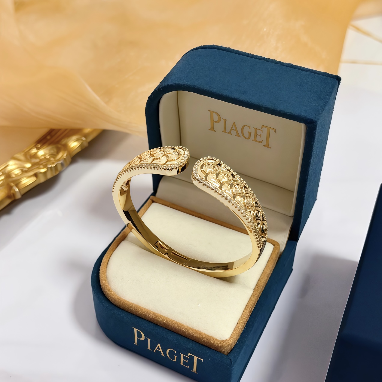 Piaget Rose Passion Open Cuff bracelet 18k yellow gold with clear diamond accents 16cm inner circumference