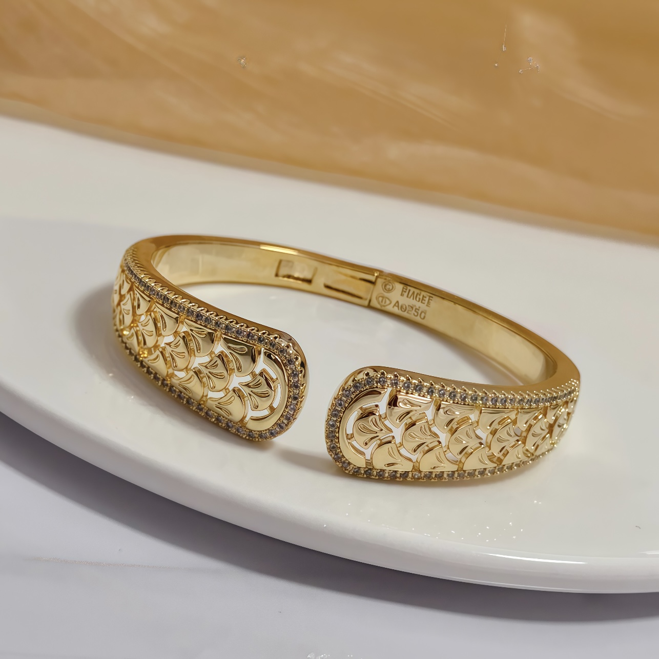 Piaget Rose Passion Open Cuff bracelet 18k yellow gold with clear diamond accents 16cm inner circumference