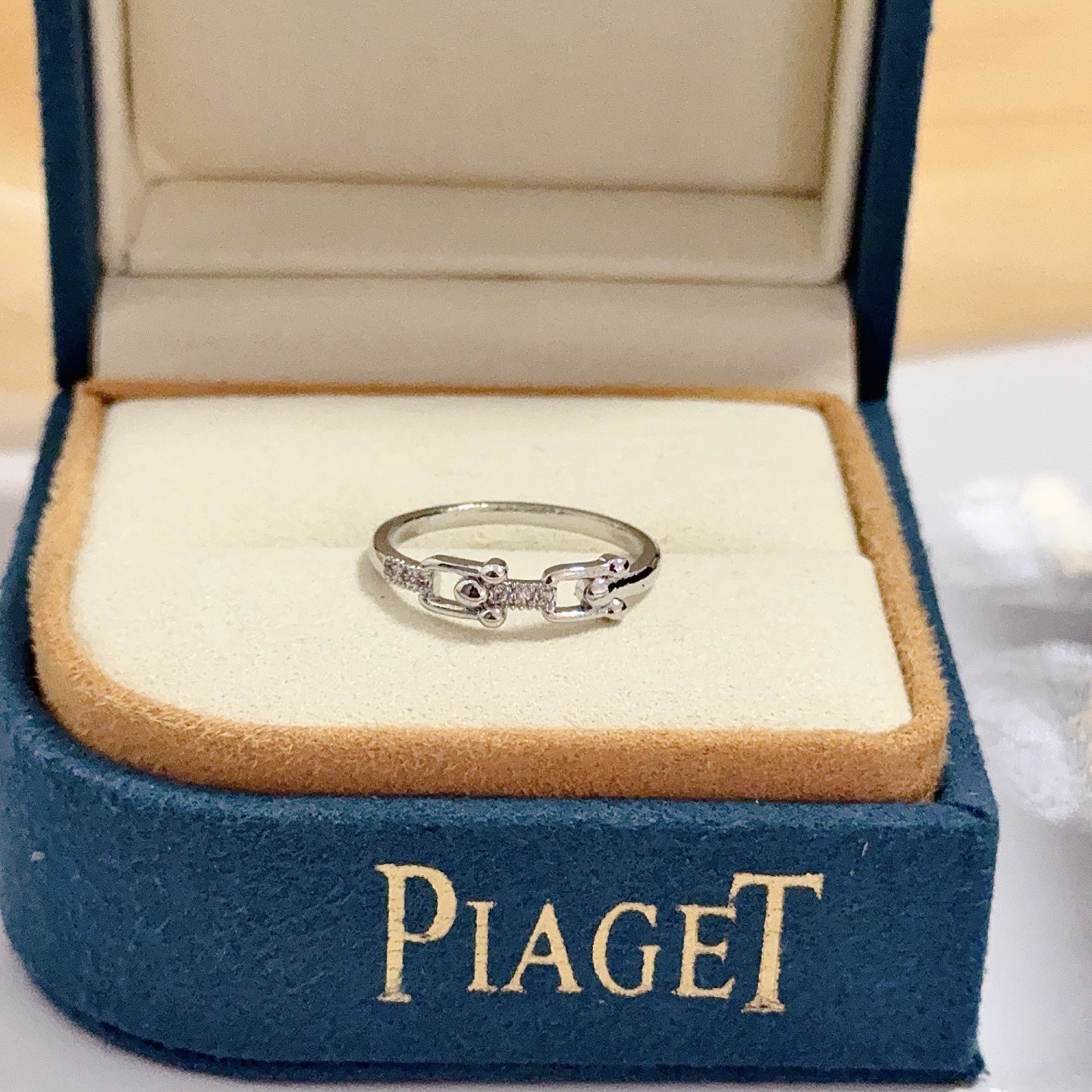 Piaget Possession ring silver white gold with clear diamond accents US 6