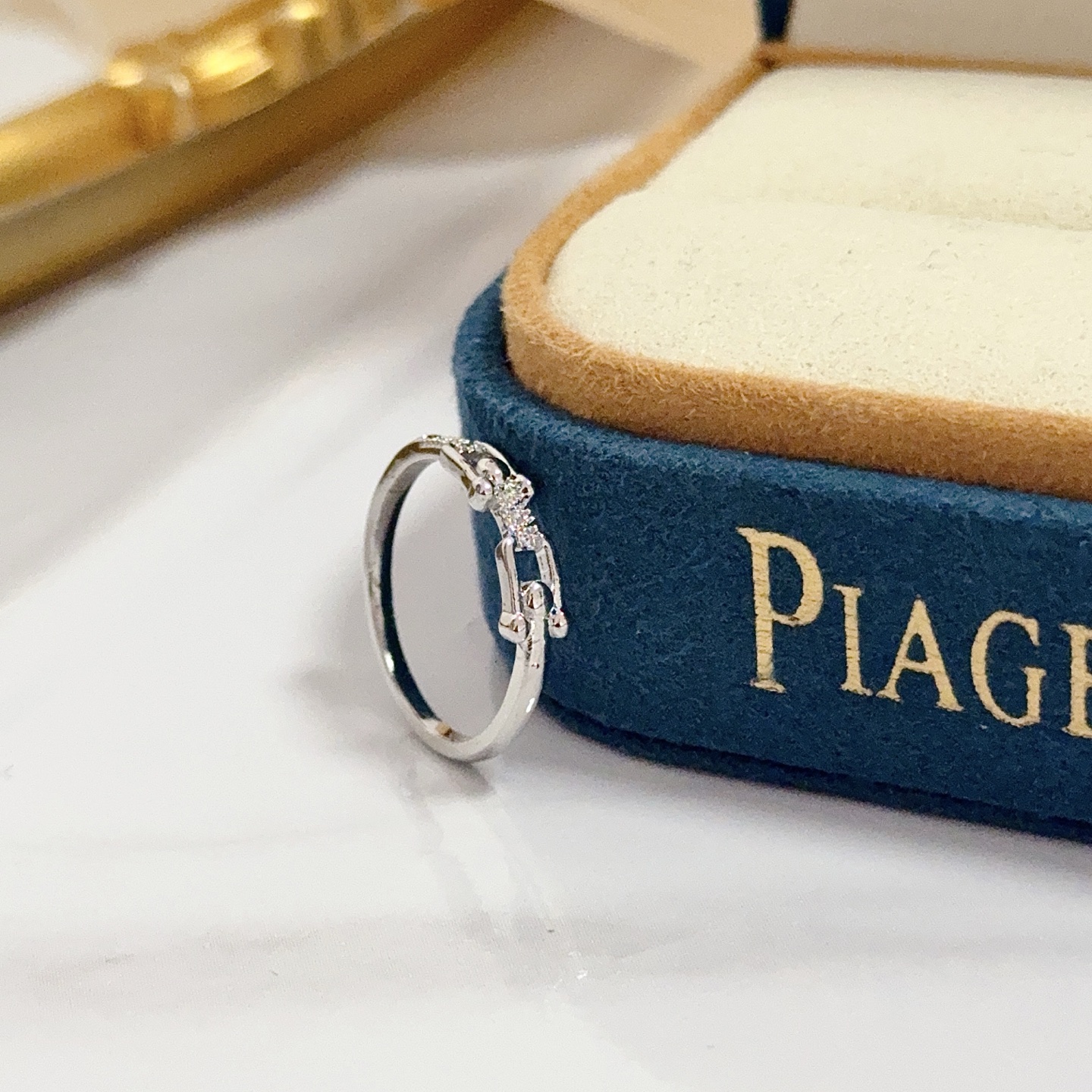 Piaget Possession ring silver white gold with clear diamond accents US 6