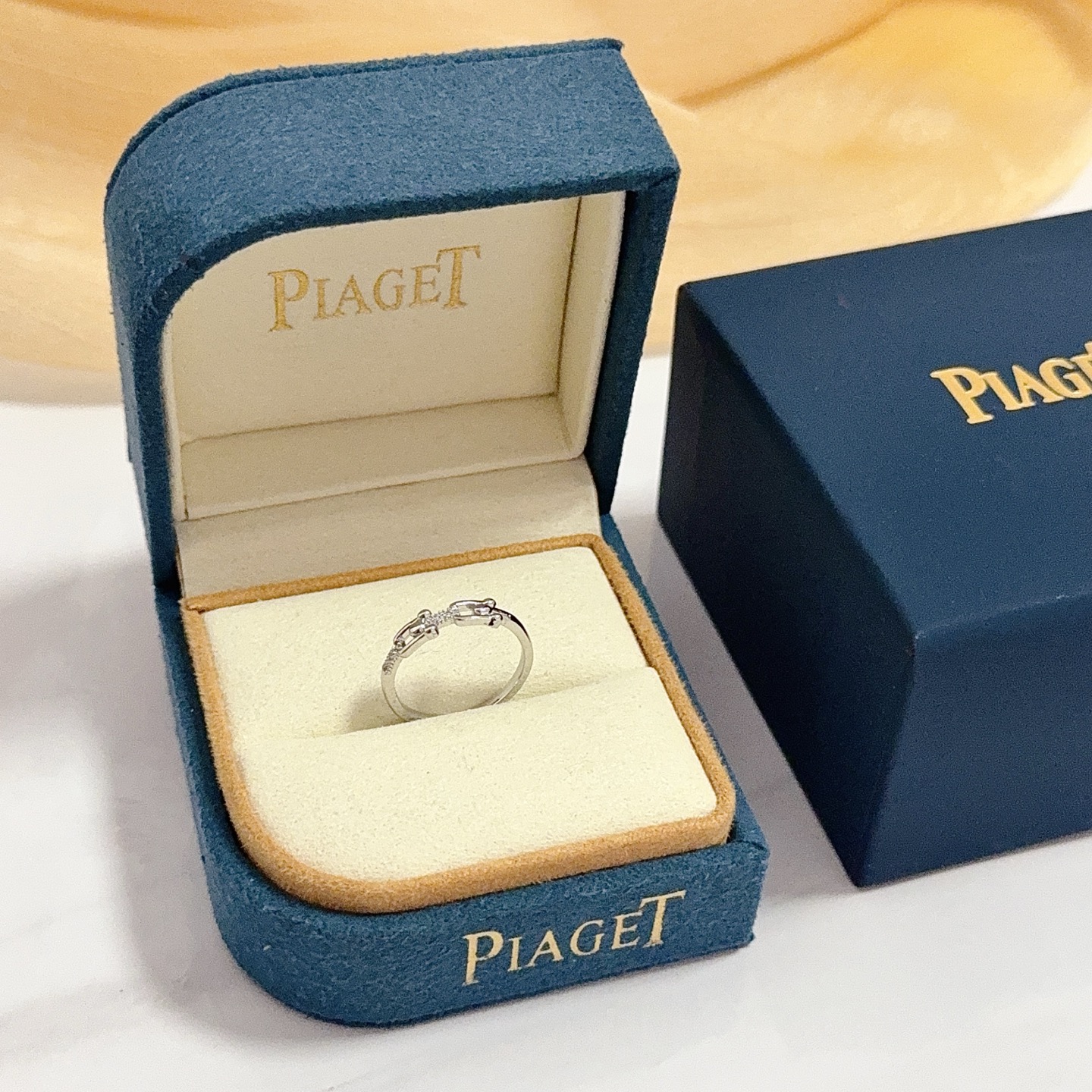 Piaget Possession ring silver white gold with clear diamond accents US 6