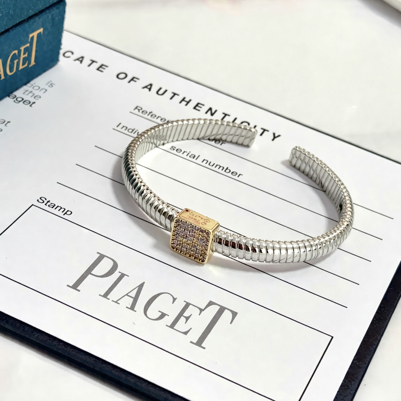 Piaget Possession bracelet Two-tone silver and yellow gold with pave clear diamonds 17cm