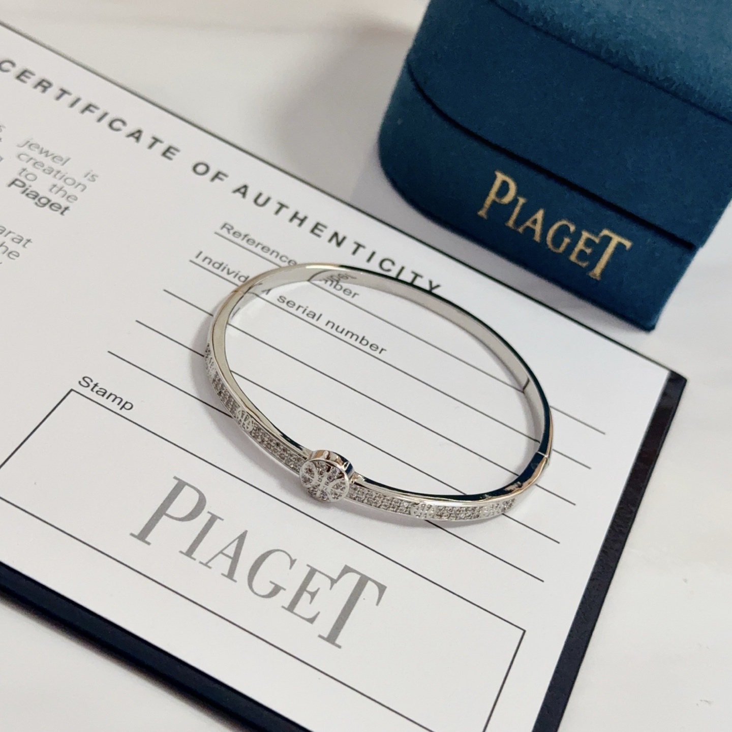 Piaget Possession bracelet 18k white gold pave set white diamonds 17cm