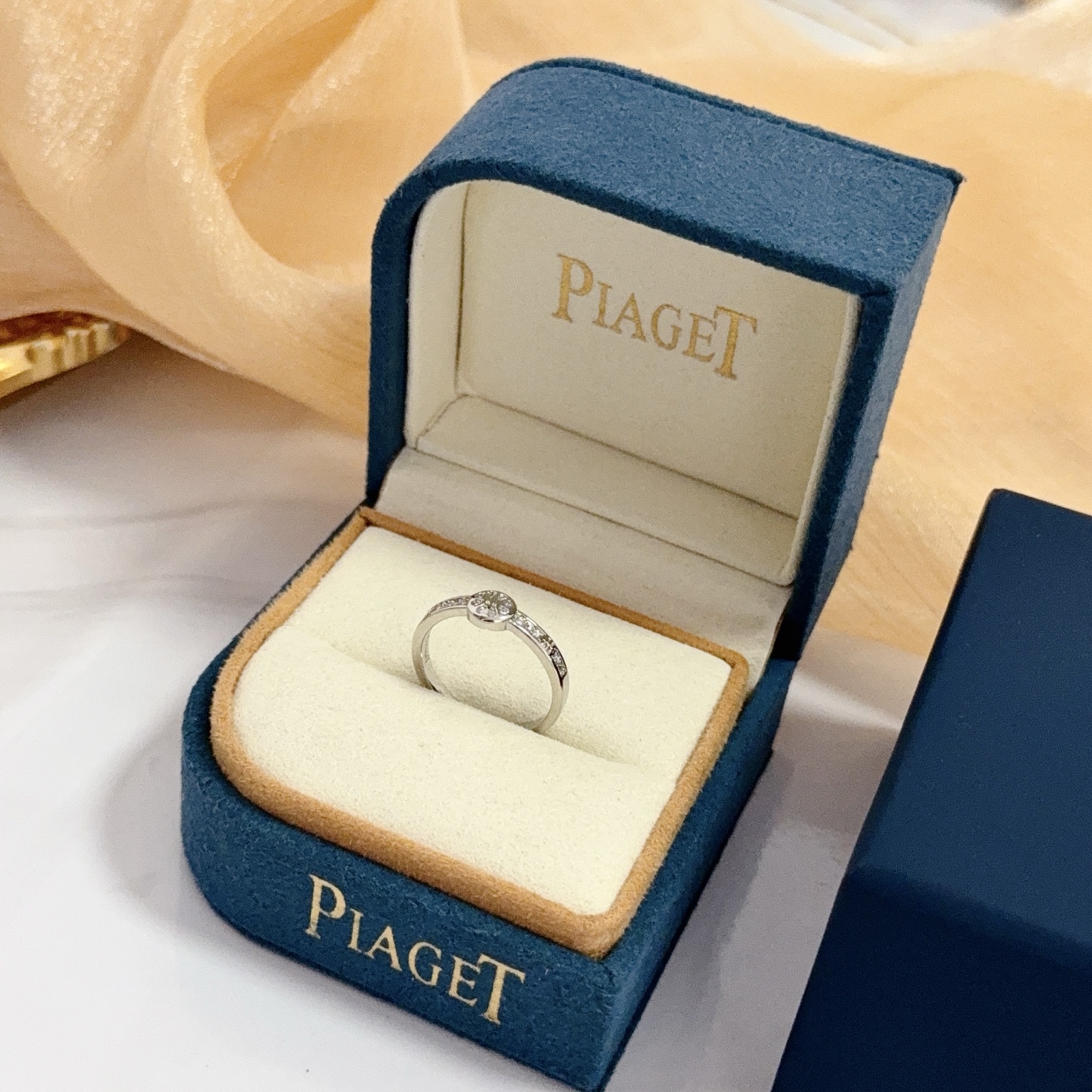 Piaget Possession ring 18K white gold with clear diamond accents US 6