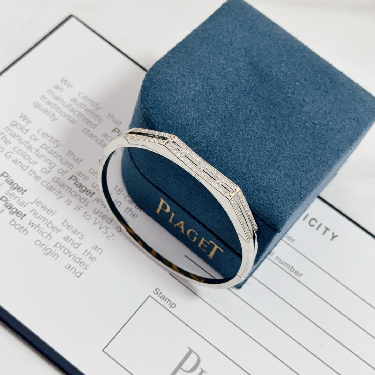 Piaget Possession bracelet silver-toned white gold with clear diamond accents 17cm inner circumference