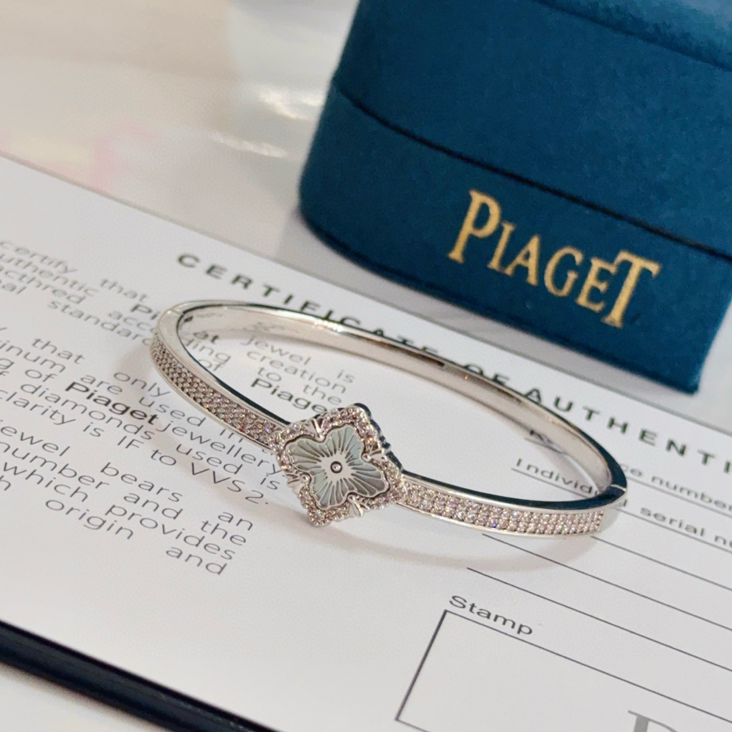 Piaget Rose bracelet silver white gold with clear diamonds and grey mother-of-pearl 17cm