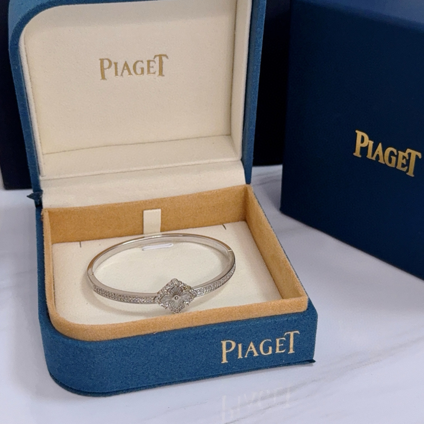 Piaget Rose bracelet silver white gold with clear diamonds and grey mother-of-pearl 17cm