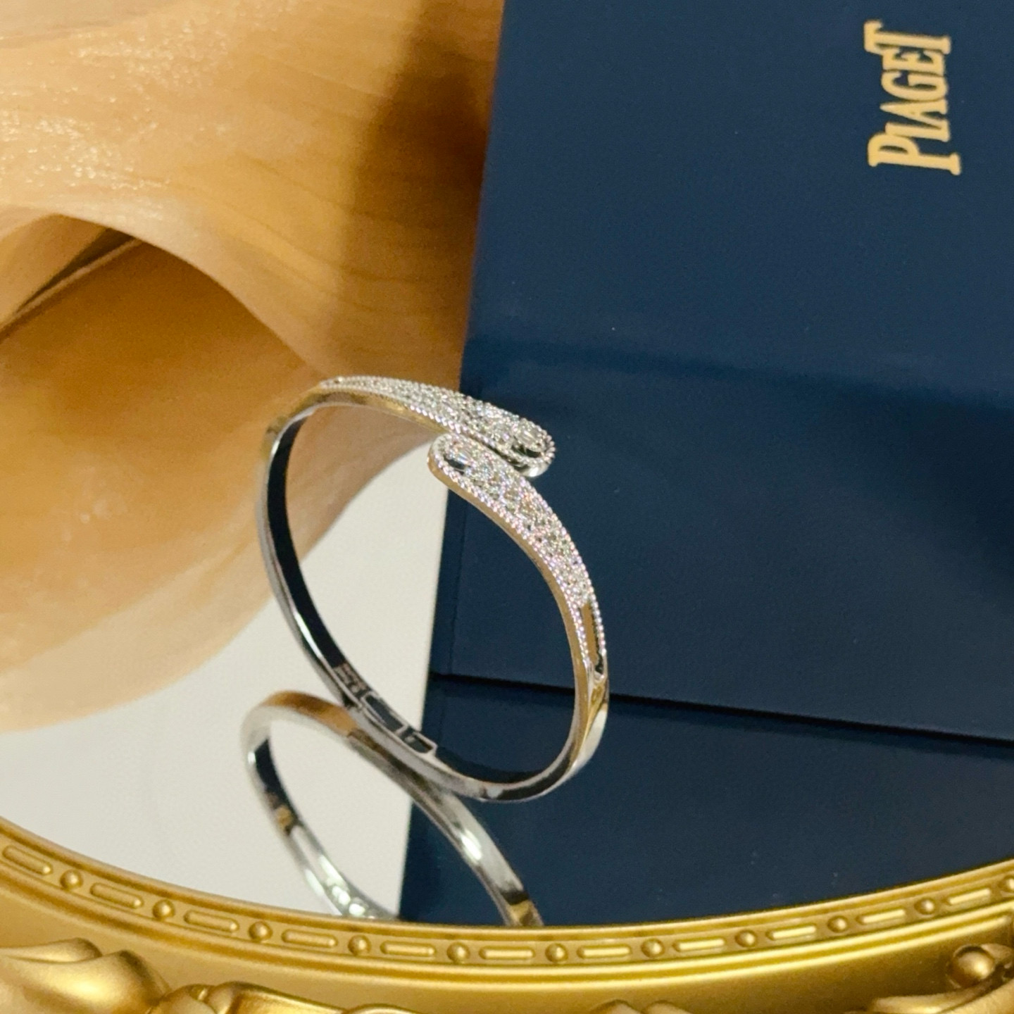 Piaget Possession bracelet silver-toned white gold with clear pave diamonds 16cm inner circumference
