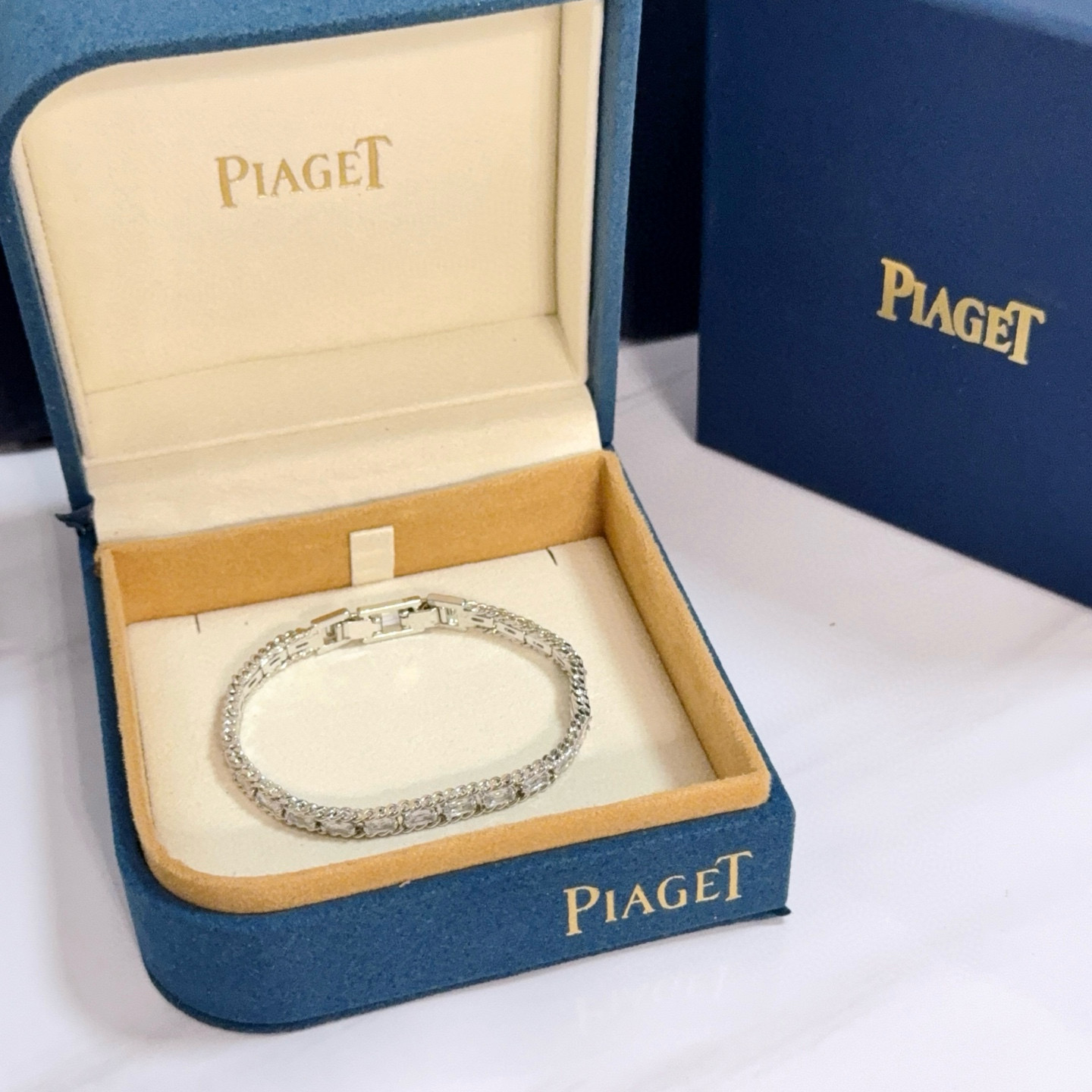 Piaget Diamond Line Bracelet bracelet 18k white gold clear diamond 17cm