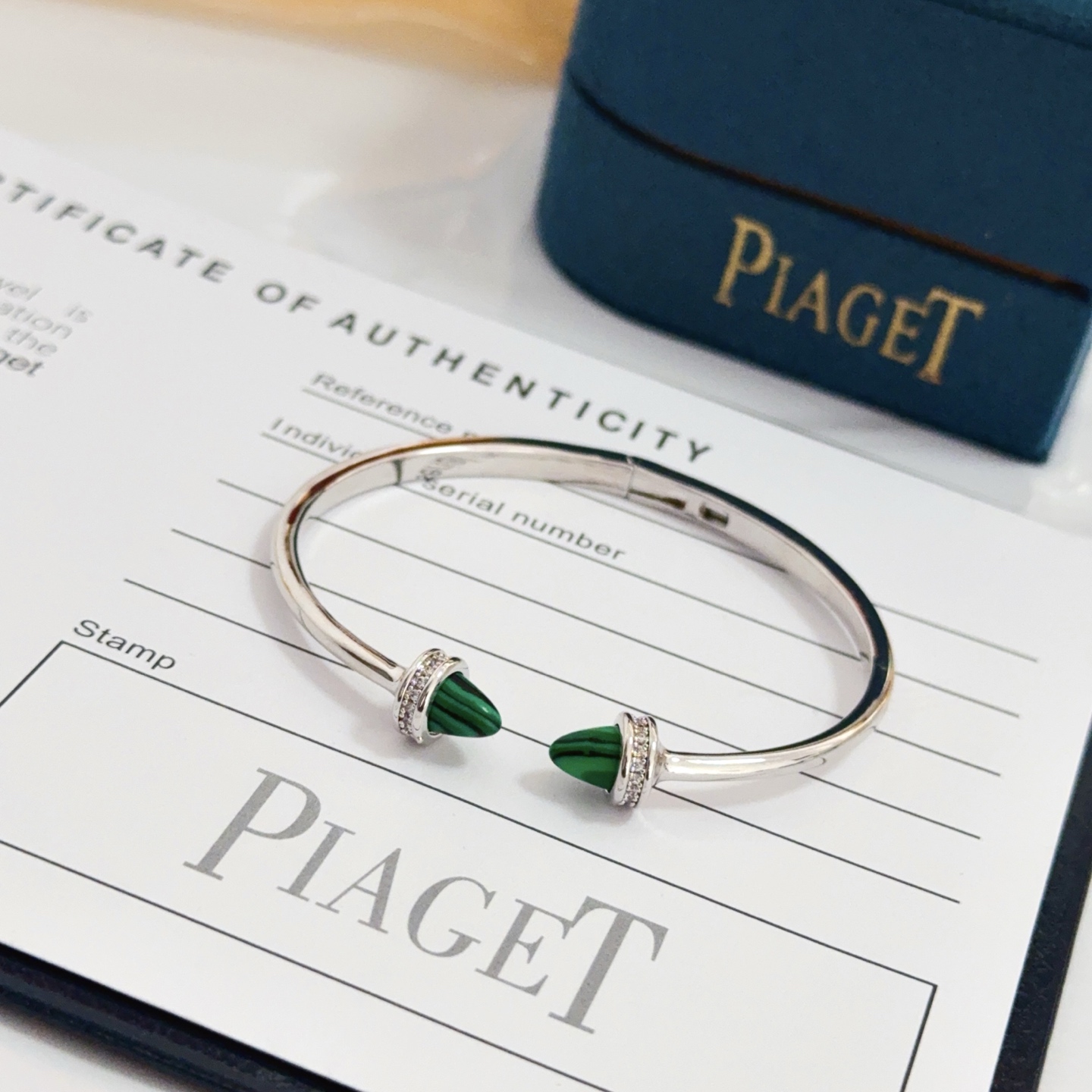 Piaget Possession bracelet Silver-toned white gold green malachite clear diamond accents 17cm