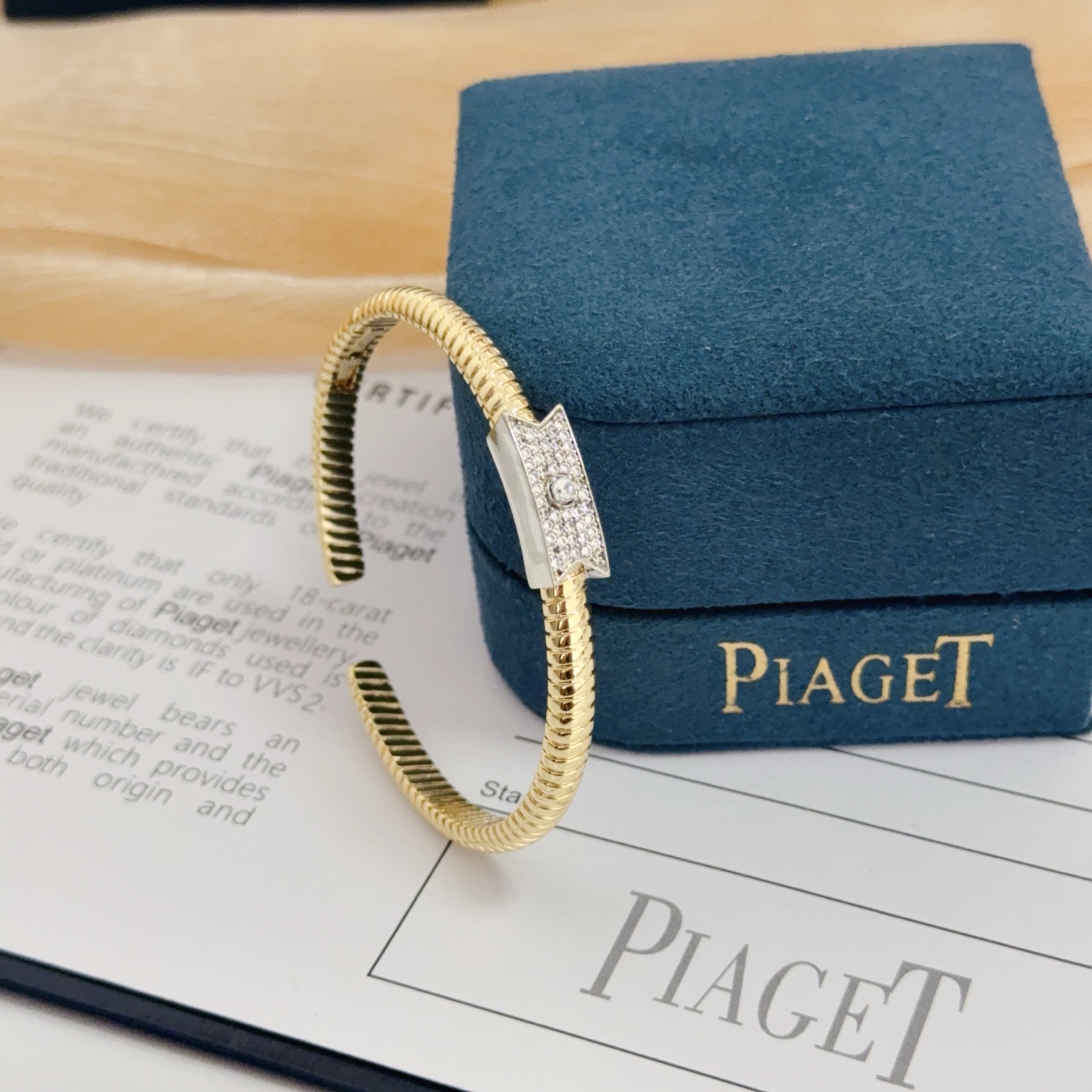 Piaget Possession bracelet yellow gold with white diamond pave 17cm