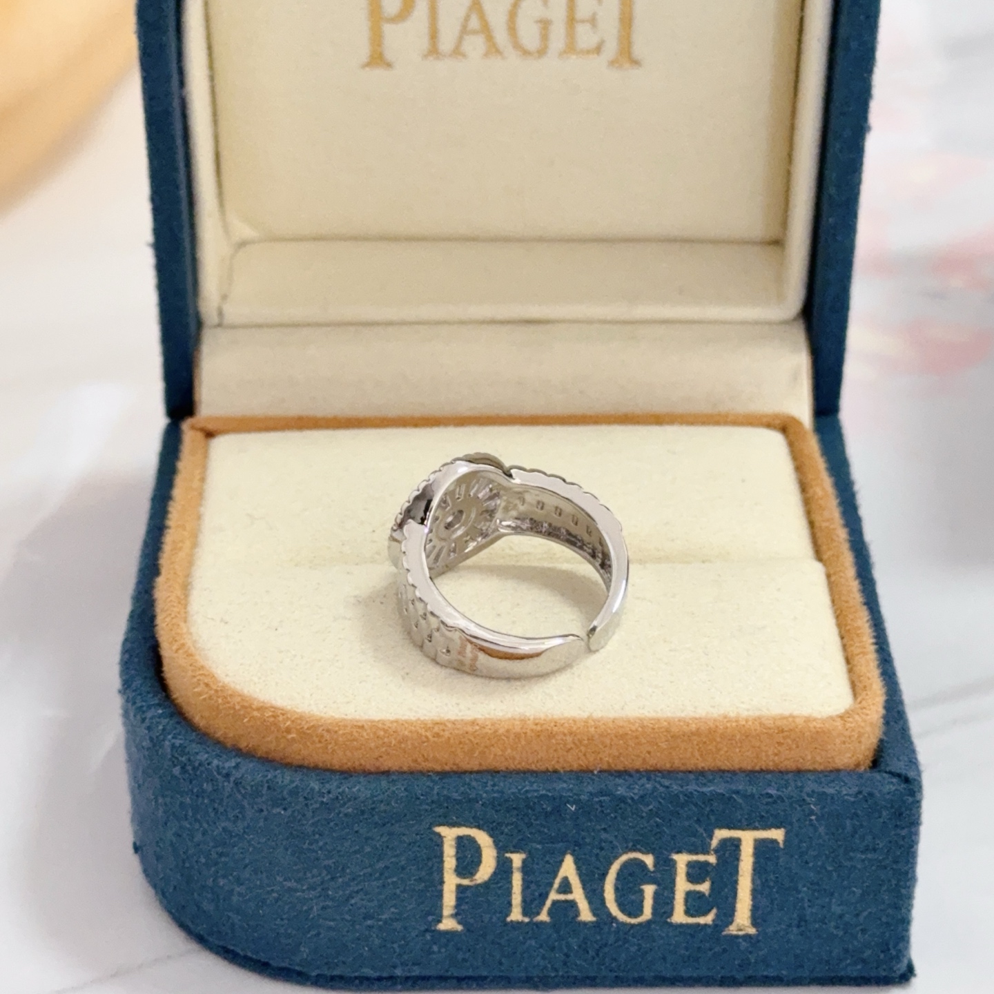Piaget Sunlight ring silver-toned white gold with clear diamonds US 7
