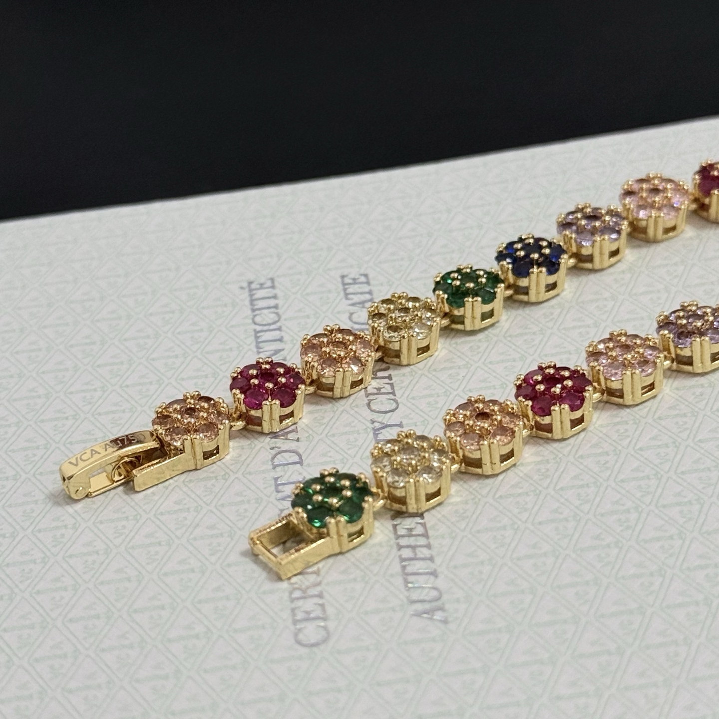 Van Cleef Arpels Fleurette Multi Gemstone Bracelet bracelet Yellow gold with multicolor gemstones fuchsia pink emerald green sapphire blue lavender purple champagne clear white 18cm