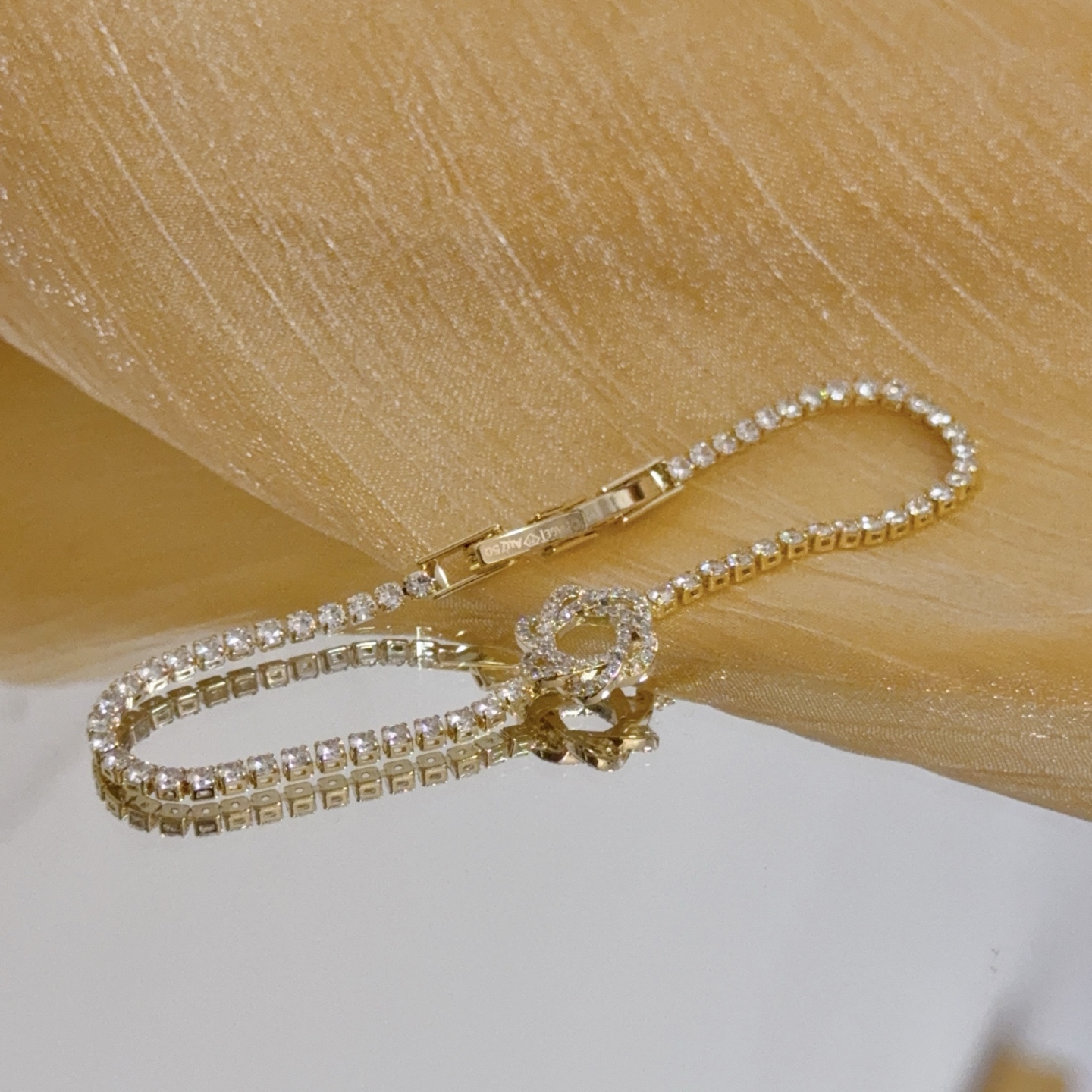 Piaget Rose bracelet Yellow gold with clear diamond simulants 17cm