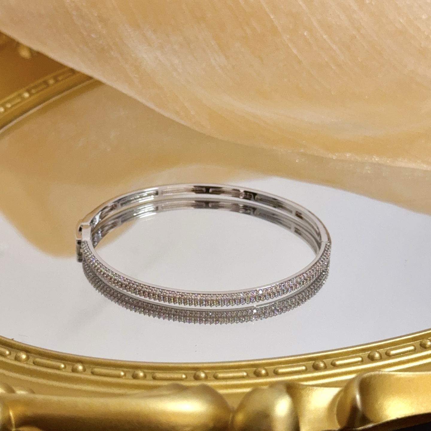 Piaget Possession bracelet 18k white gold clear diamond 17cm