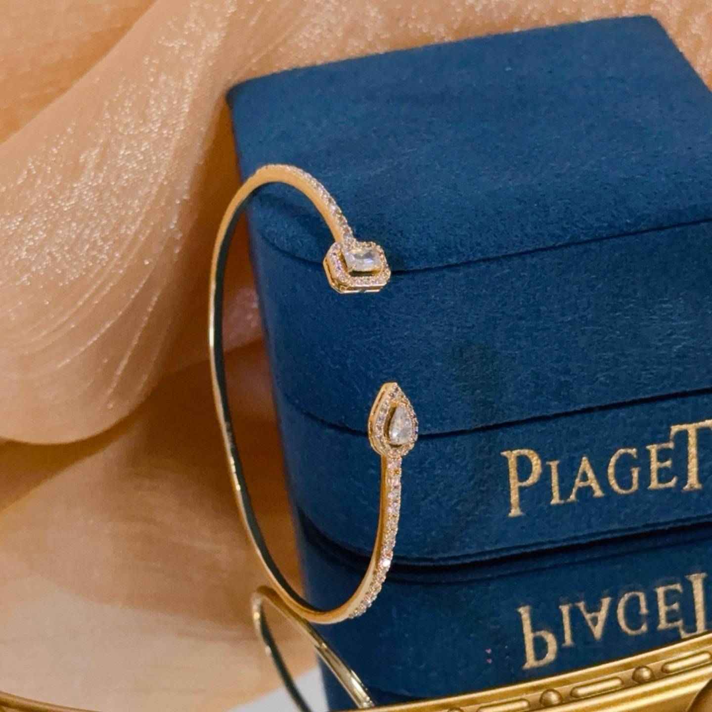 Piaget Treasures Open Cuff Bangle bracelet 18k yellow gold with clear diamond accent stones 17cm inner circumference