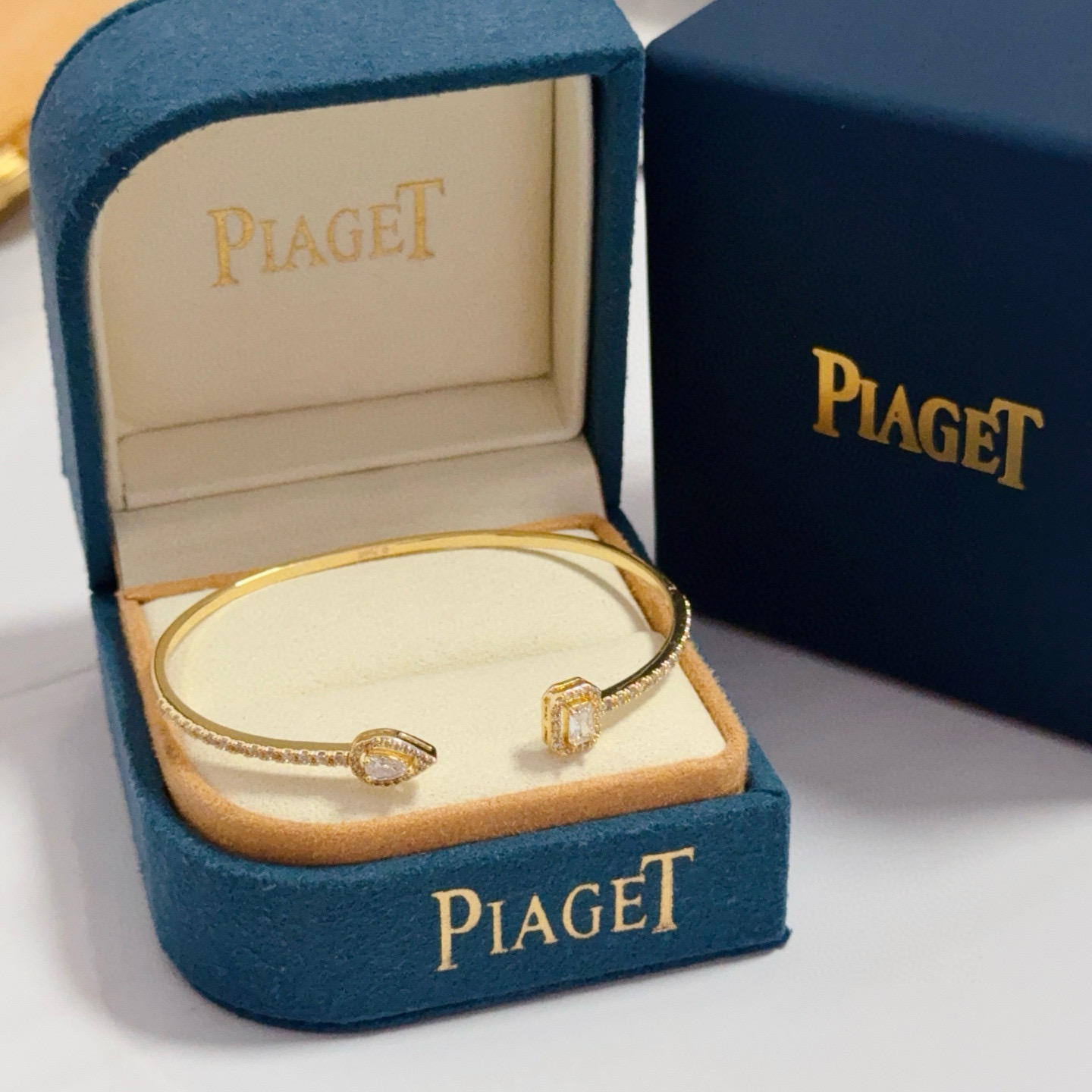 Piaget Treasures Open Cuff Bangle bracelet 18k yellow gold with clear diamond accent stones 17cm inner circumference