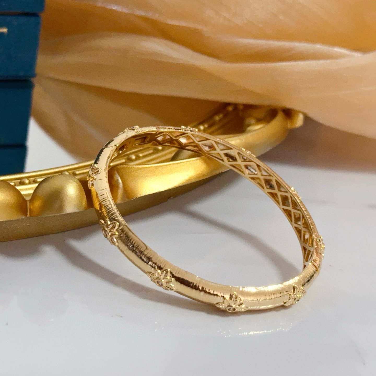 Piaget Rose Bangle bracelet 18k yellow gold with clear diamond accents 17cm inner circumference