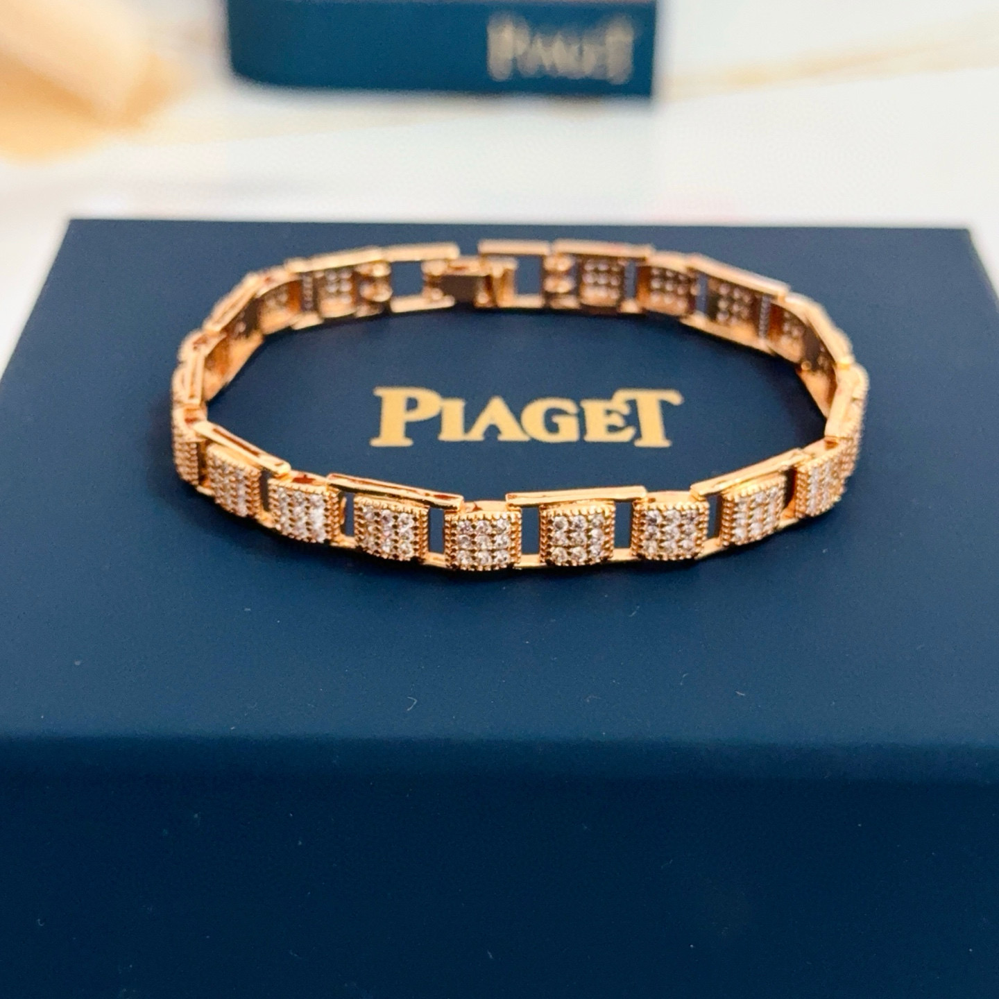 Piaget Pave Diamond Link Bracelet bracelet 18k rose gold white diamond 18cm