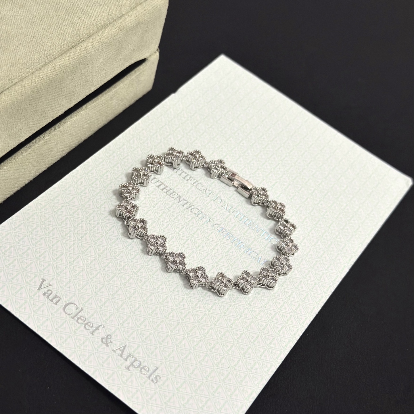 Van Cleef Arpels Sweet Alhambra bracelet silver-toned white gold with clear diamond accents 17cm