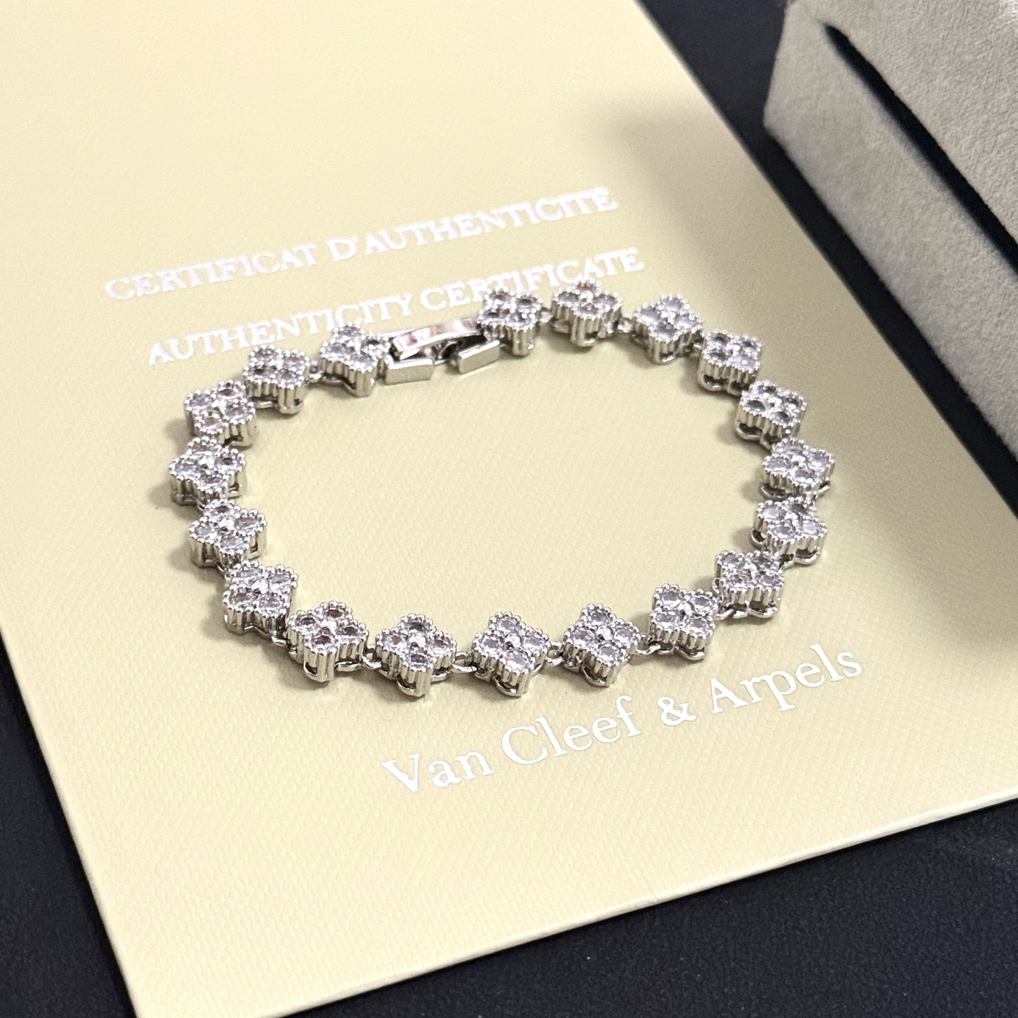 Van Cleef Arpels Sweet Alhambra bracelet silver-toned white gold with clear diamond accents 17cm
