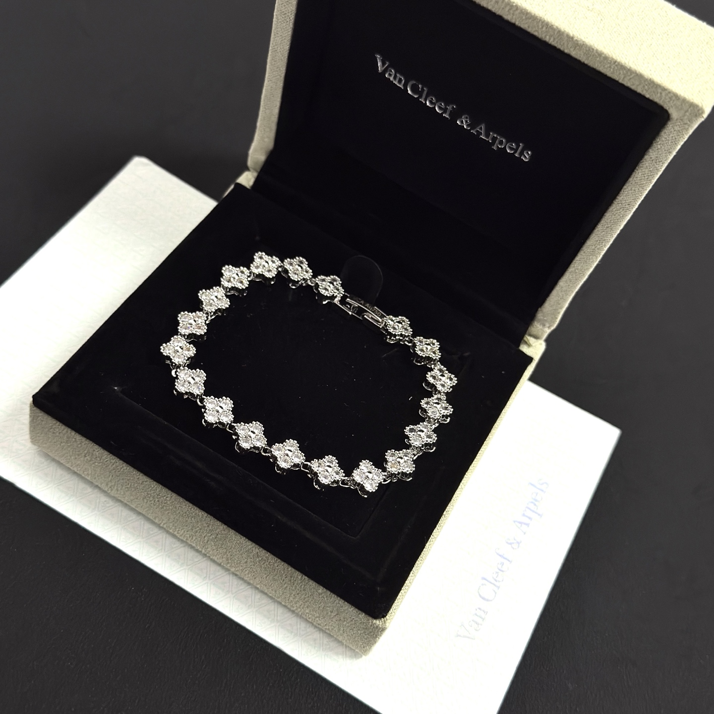 Van Cleef Arpels Sweet Alhambra bracelet silver-toned white gold with clear diamond accents 17cm