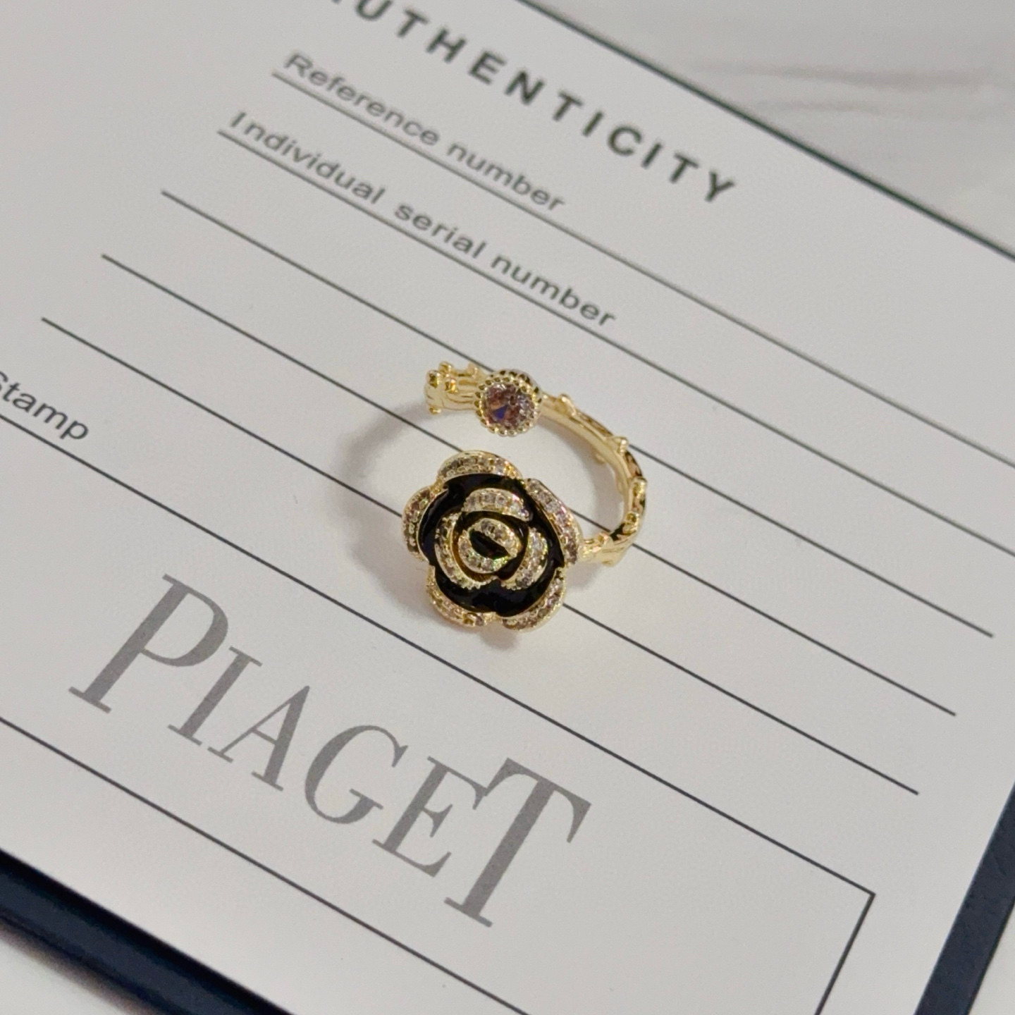 Piaget Rose ring yellow gold black enamel clear diamond US 7