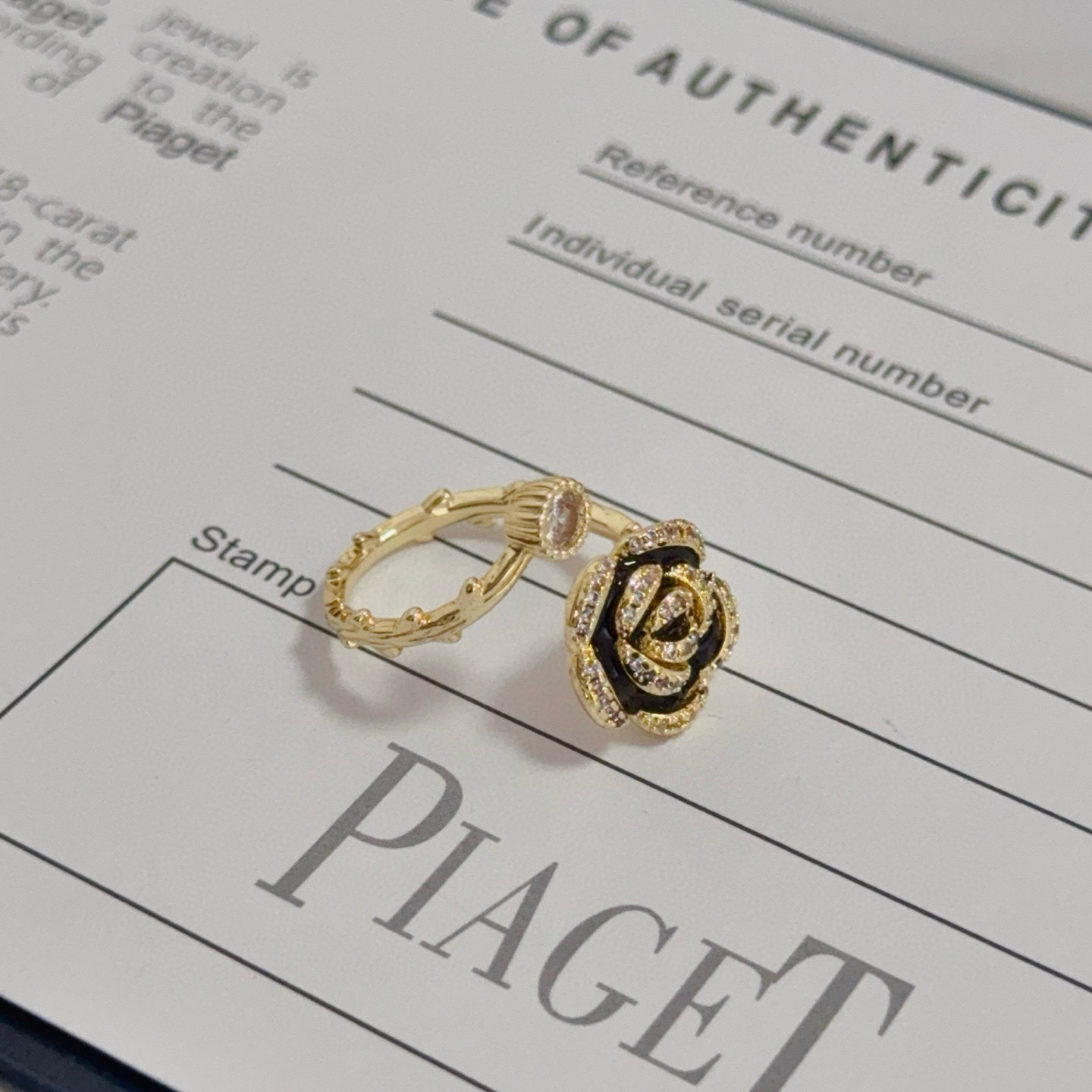 Piaget Rose ring yellow gold black enamel clear diamond US 7