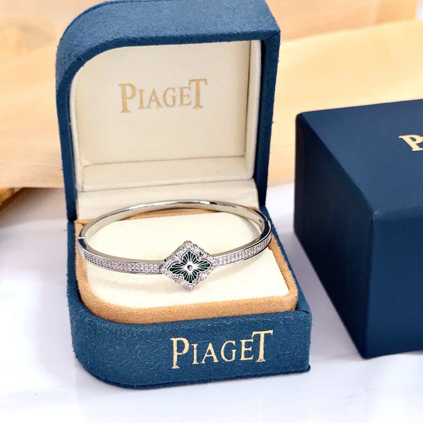 Piaget Rose bracelet silver-toned white gold with clear pave diamonds and dark green malachite floral inlay 17cm