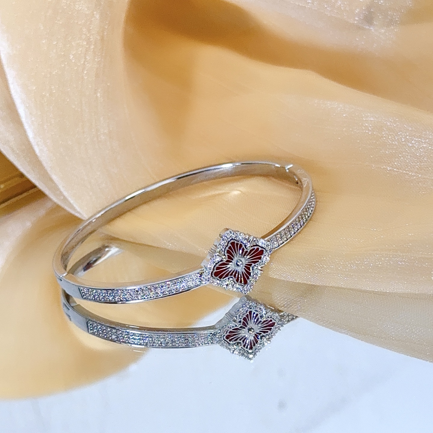 Piaget Rose bracelet silver-toned white gold with clear diamonds and red enamel 17cm