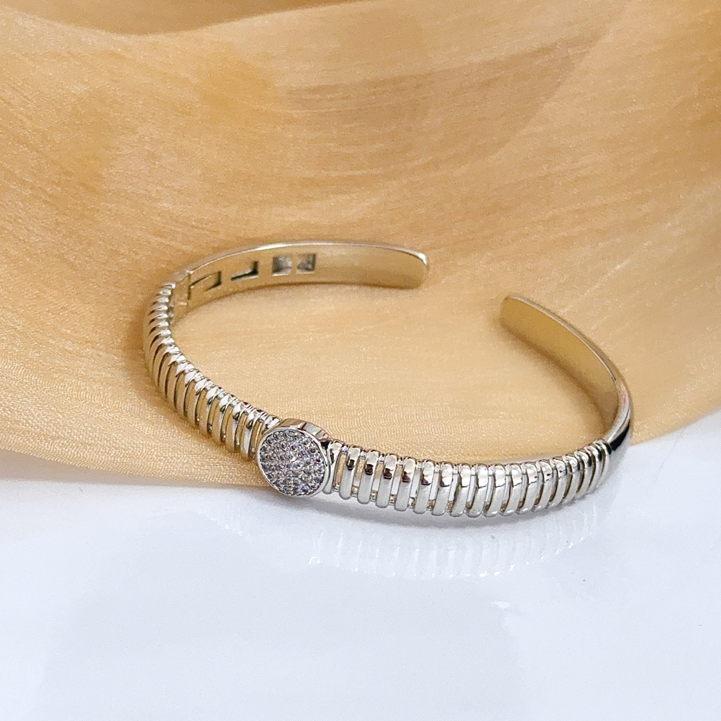 Piaget Possession bracelet silver-toned metal with pave clear diamonds 17cm