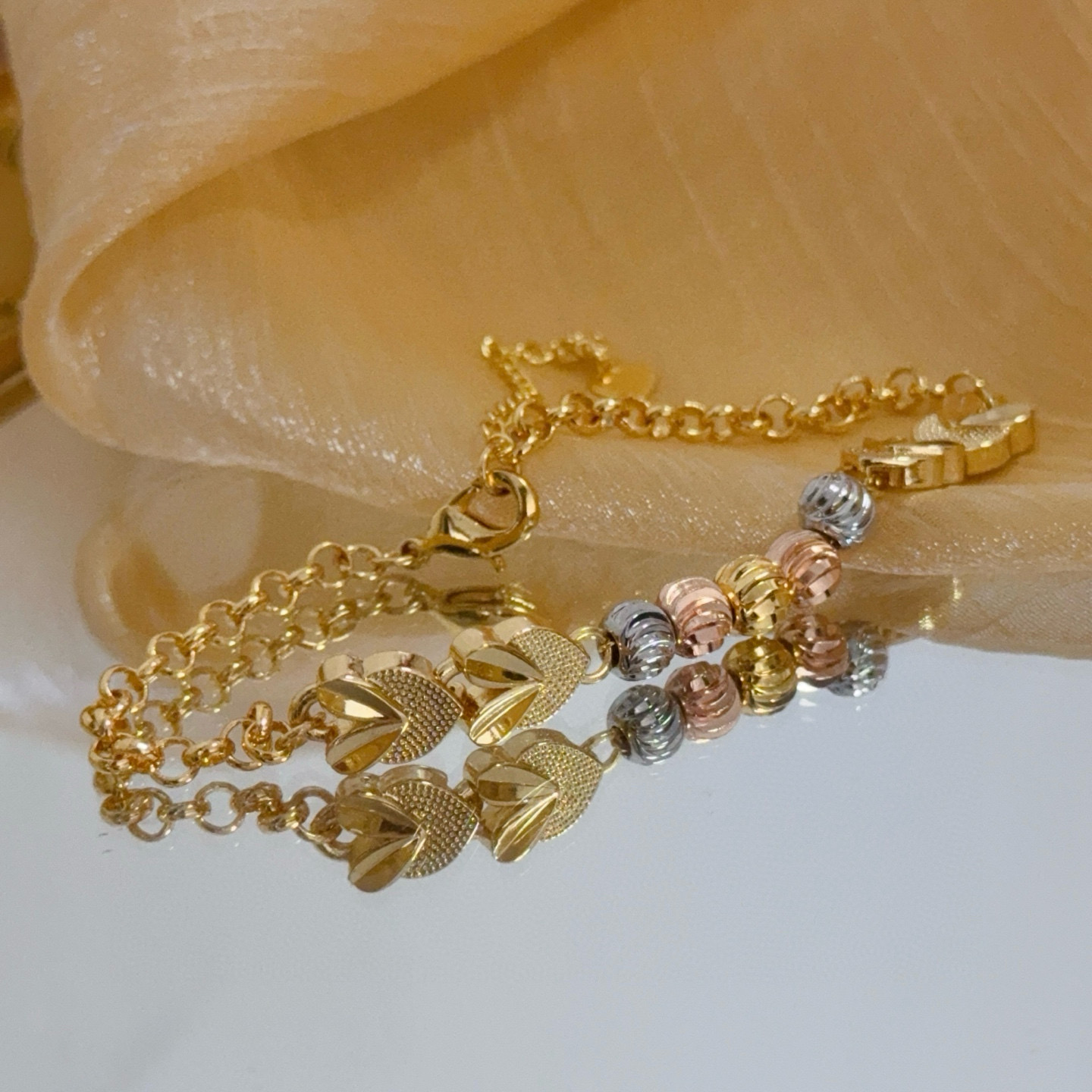 Piaget Heart Motif Beaded Chain Bracelet bracelet Tri-tone yellow gold rose gold white gold metal no gemstones 16cm with 5cm extension