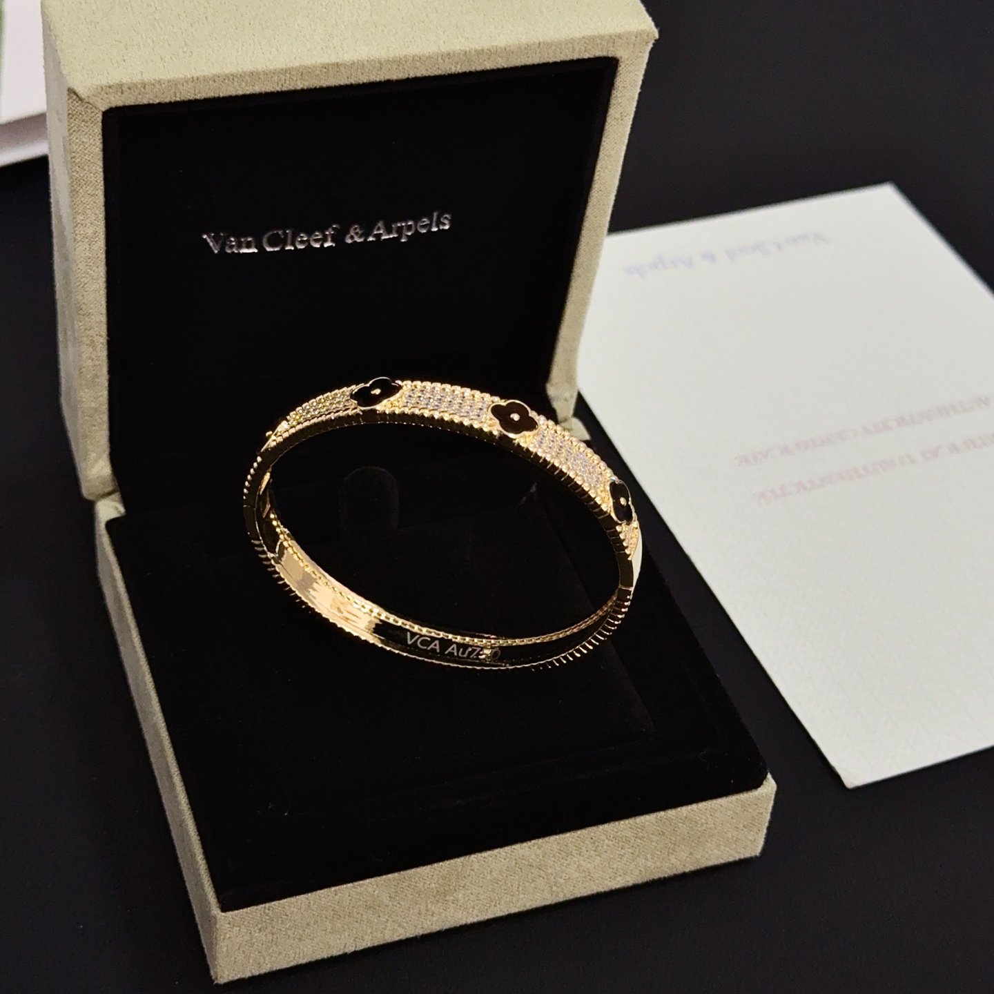 Van Cleef Arpels Alhambra bracelet Yellow gold black onyx clear diamond 17cm