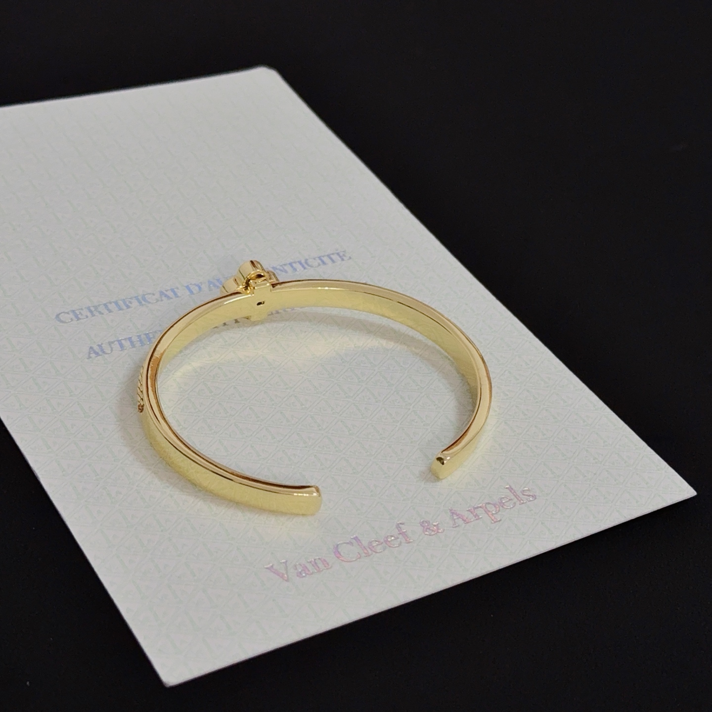 Van Cleef Arpels Alhambra bracelet gold metal clear diamond 17cm