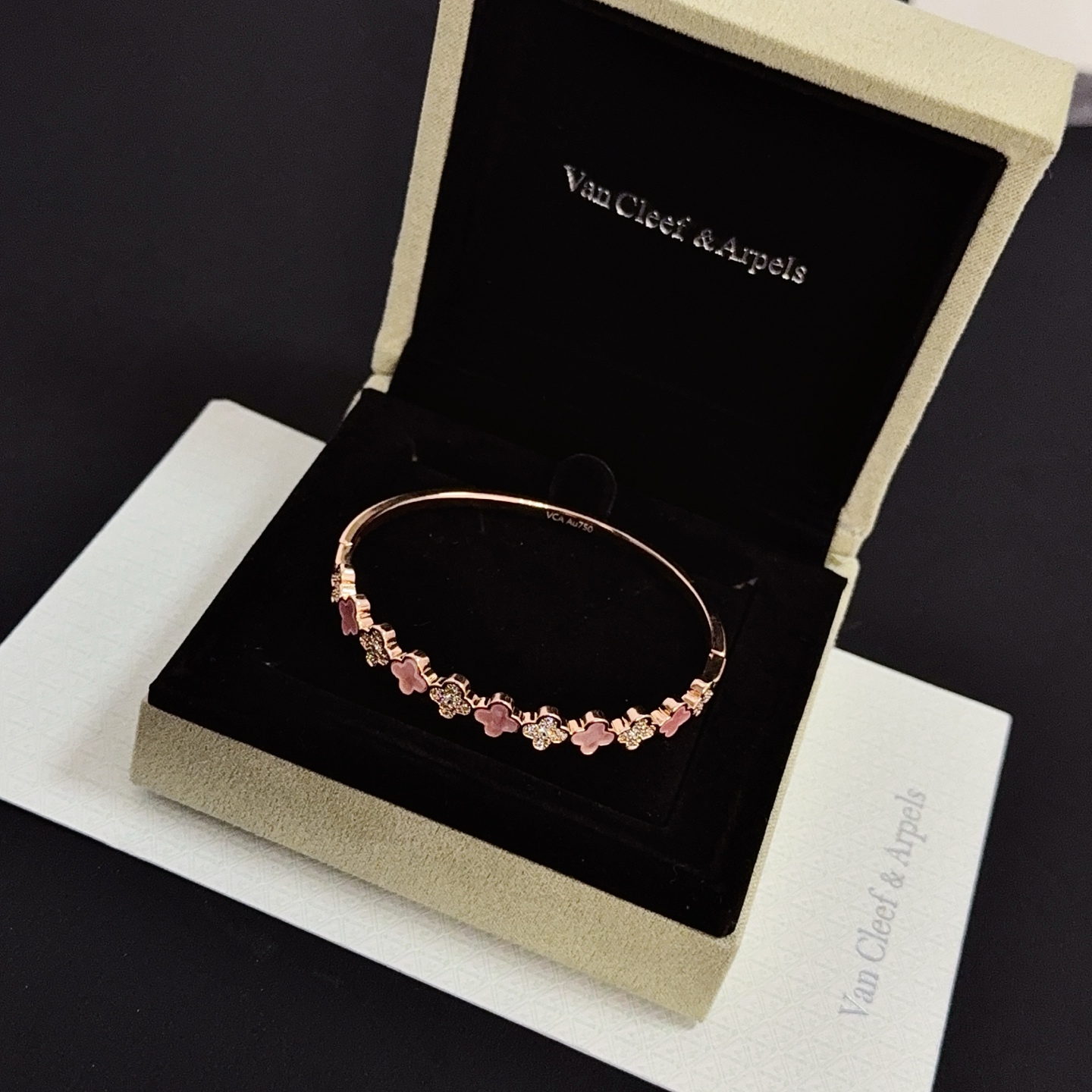 Van Cleef Arpels Alhambra bracelet rose gold pink opal diamond 17cm