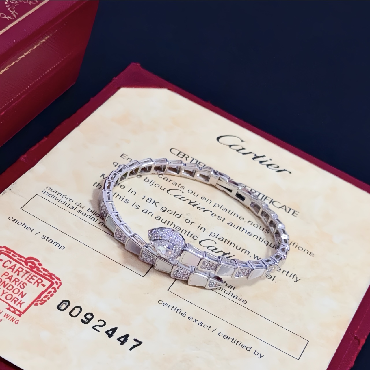 Bulgari Serpenti Viper bracelet 18k white gold white mother-of-pearl clear diamond 17cm