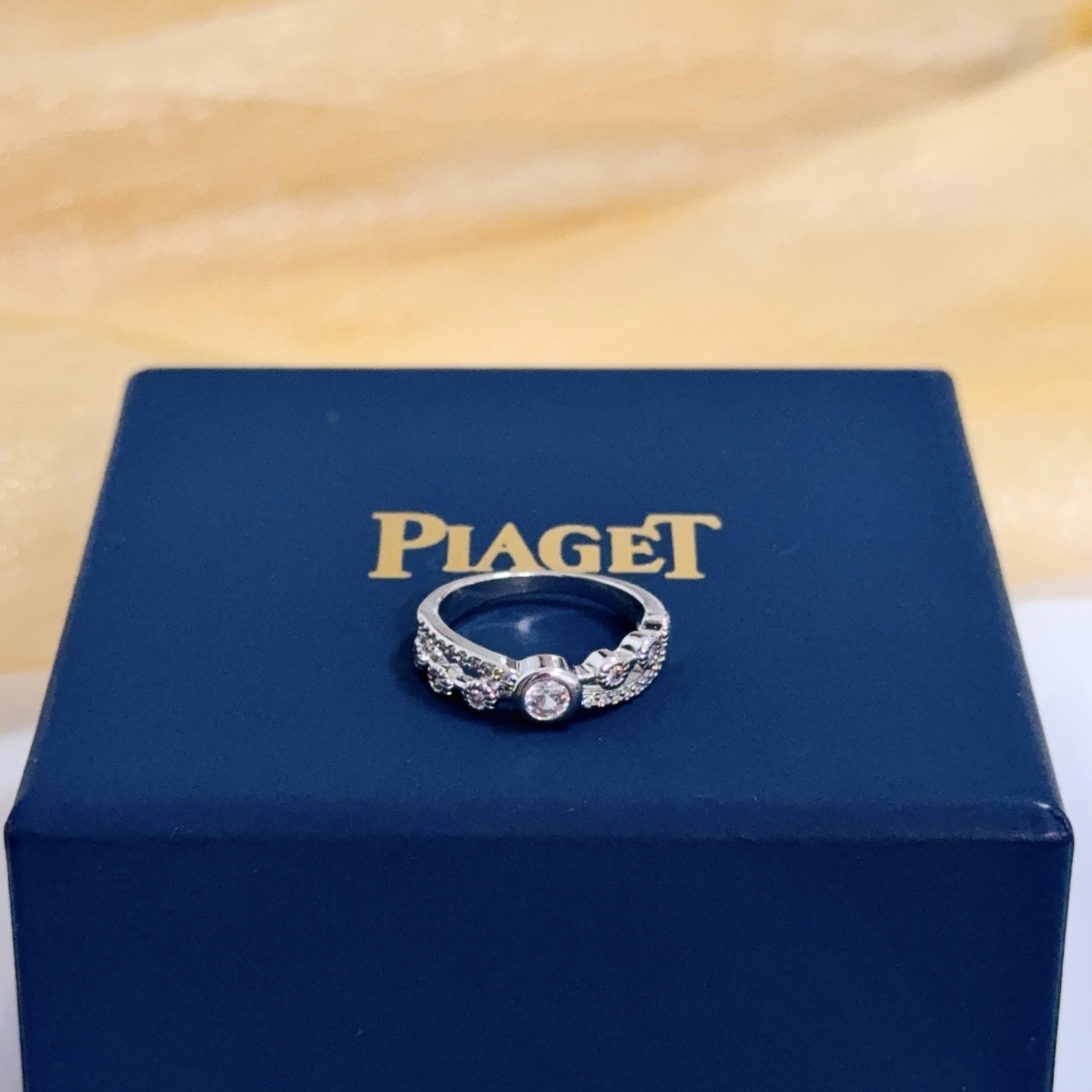Piaget Possession ring silver-toned white gold with clear diamond accents US 7