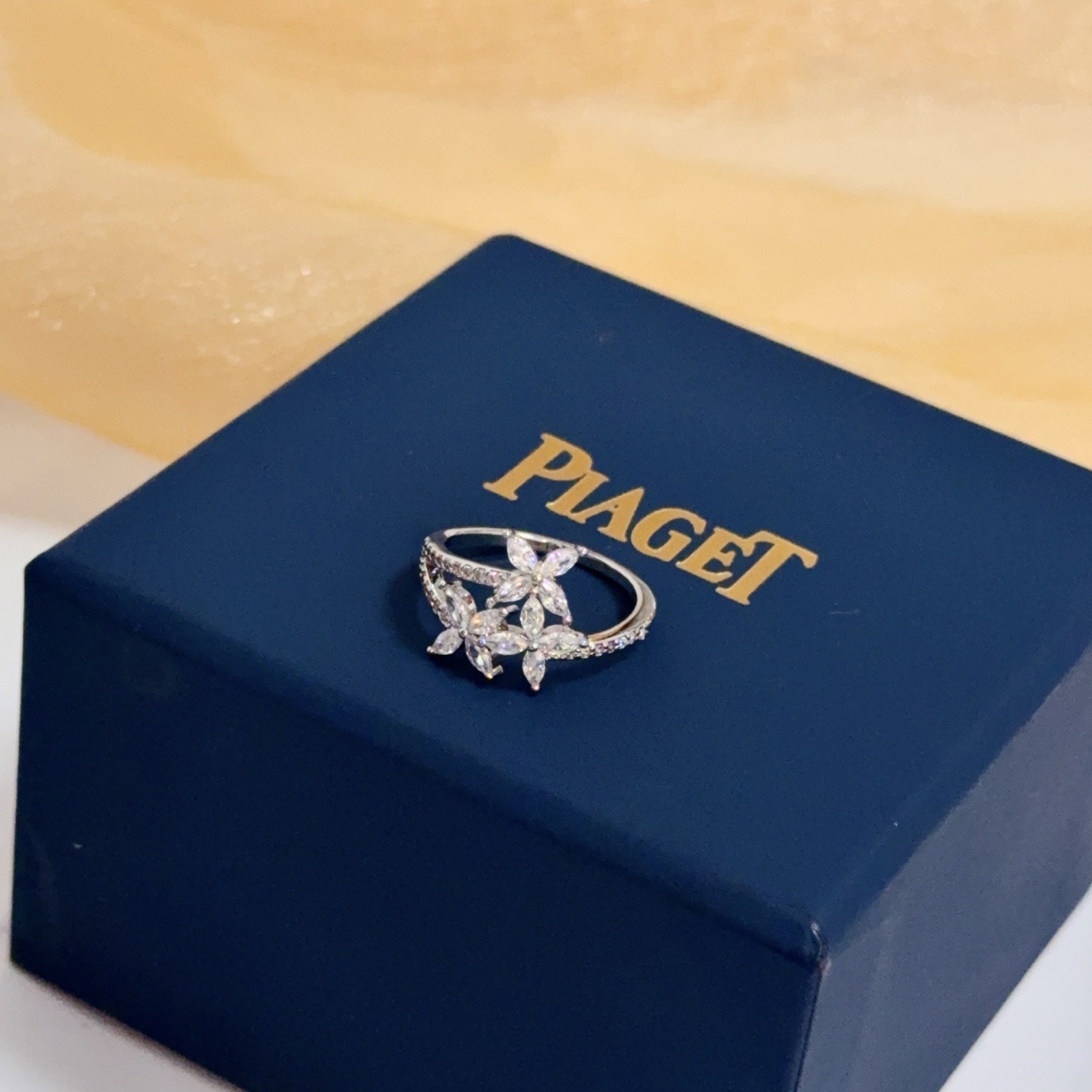 Piaget Rose ring 18k white gold with clear diamonds US 7