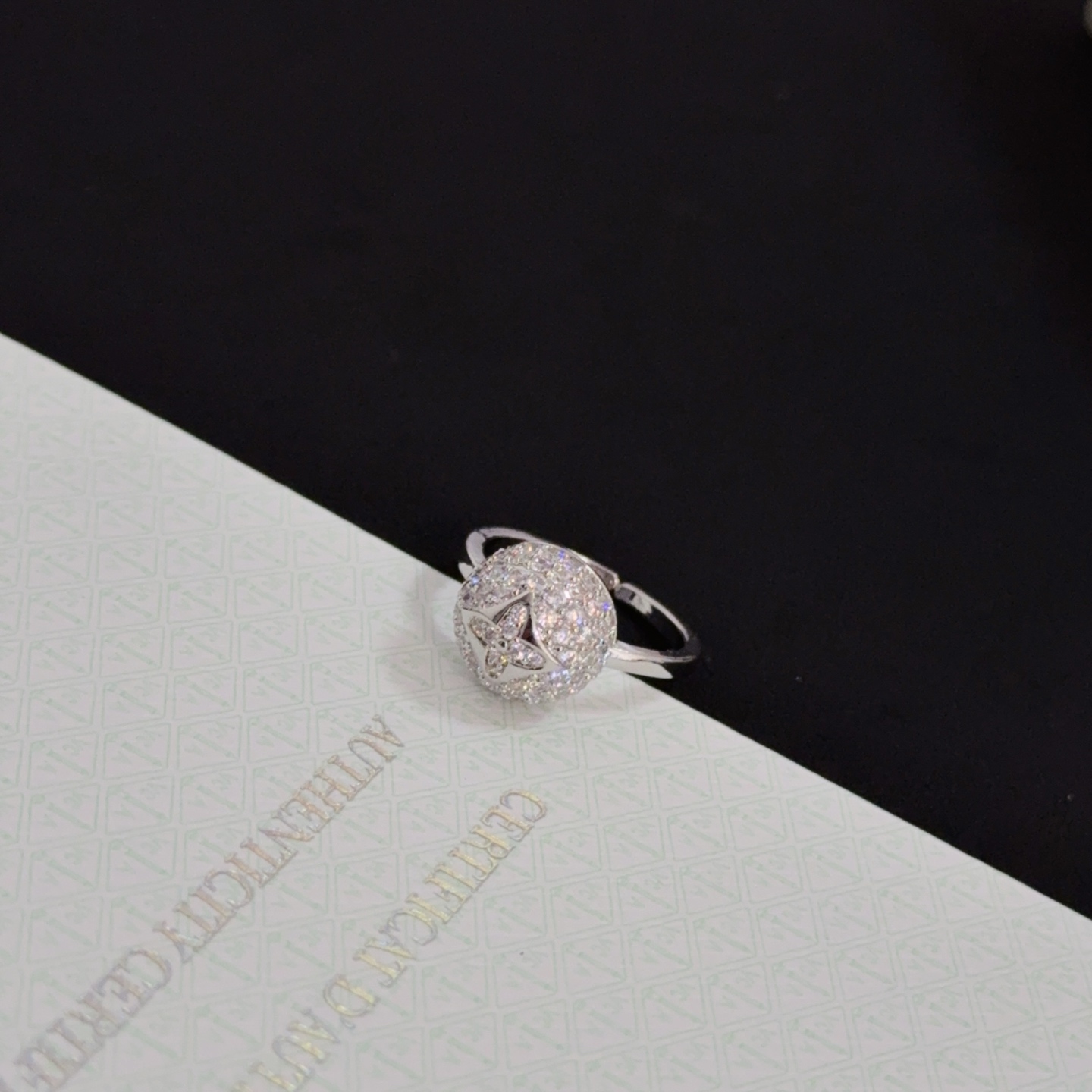 Van Cleef Arpels Fleurette ring 18k white gold pave diamond EU 52