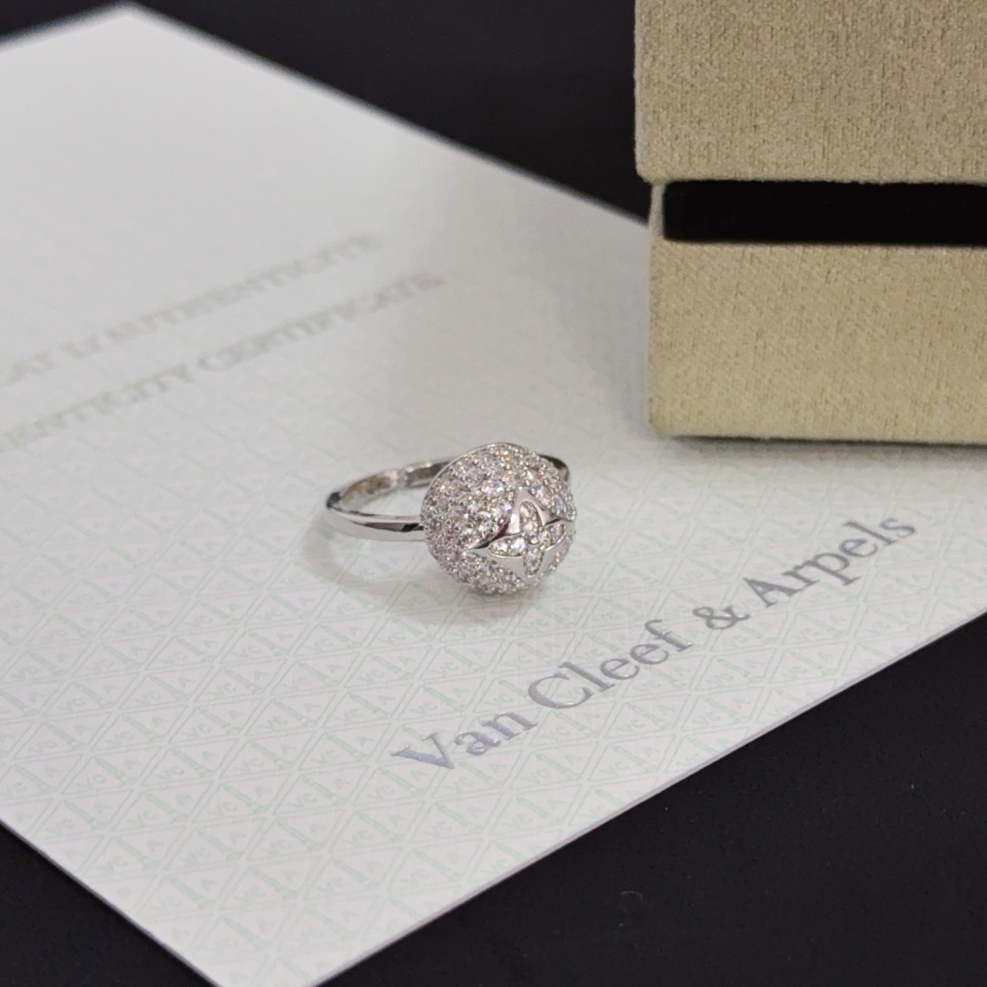 Van Cleef Arpels Fleurette ring 18k white gold pave diamond EU 52