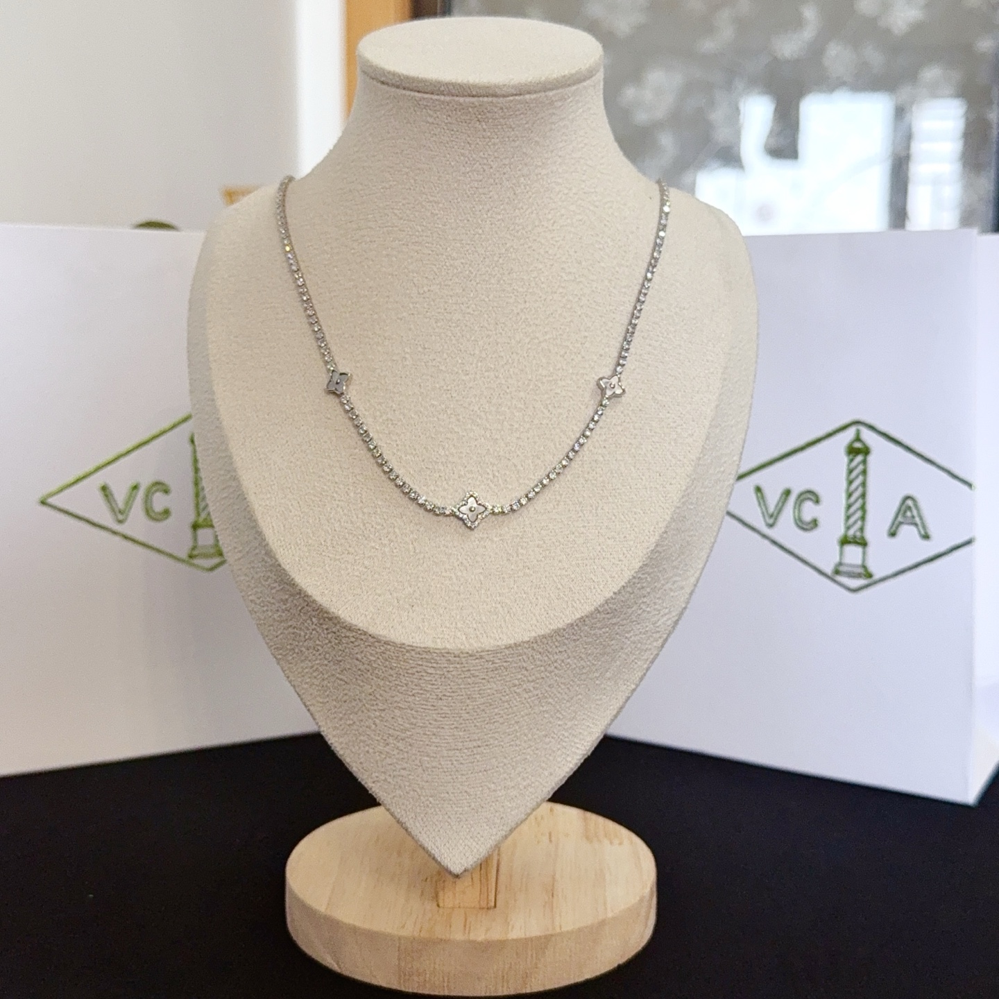 Van Cleef Arpels Alhambra necklace silver-toned white gold metal with clear diamond accents and mother-of-pearl clover motifs 42cm with 5cm extender chain