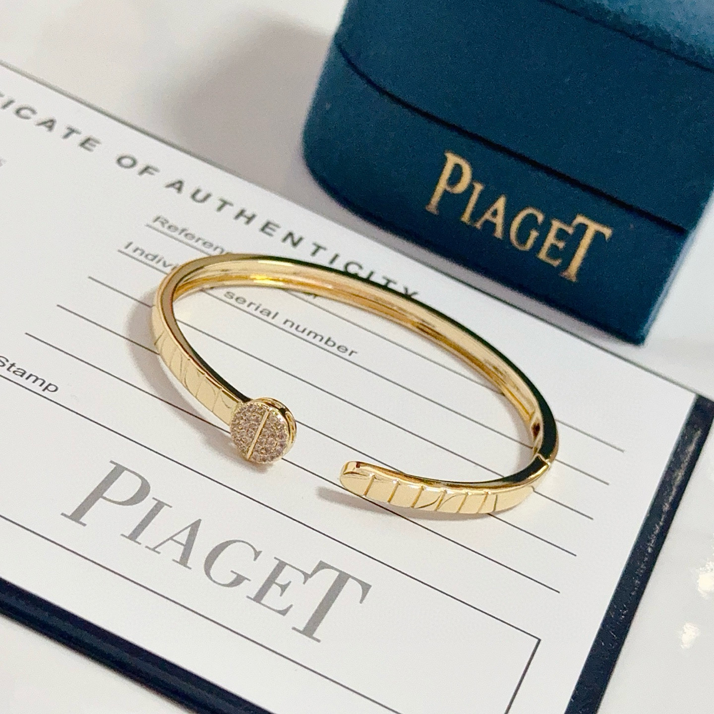 Piaget Possession bracelet 18k yellow gold with pave set clear diamonds 17cm