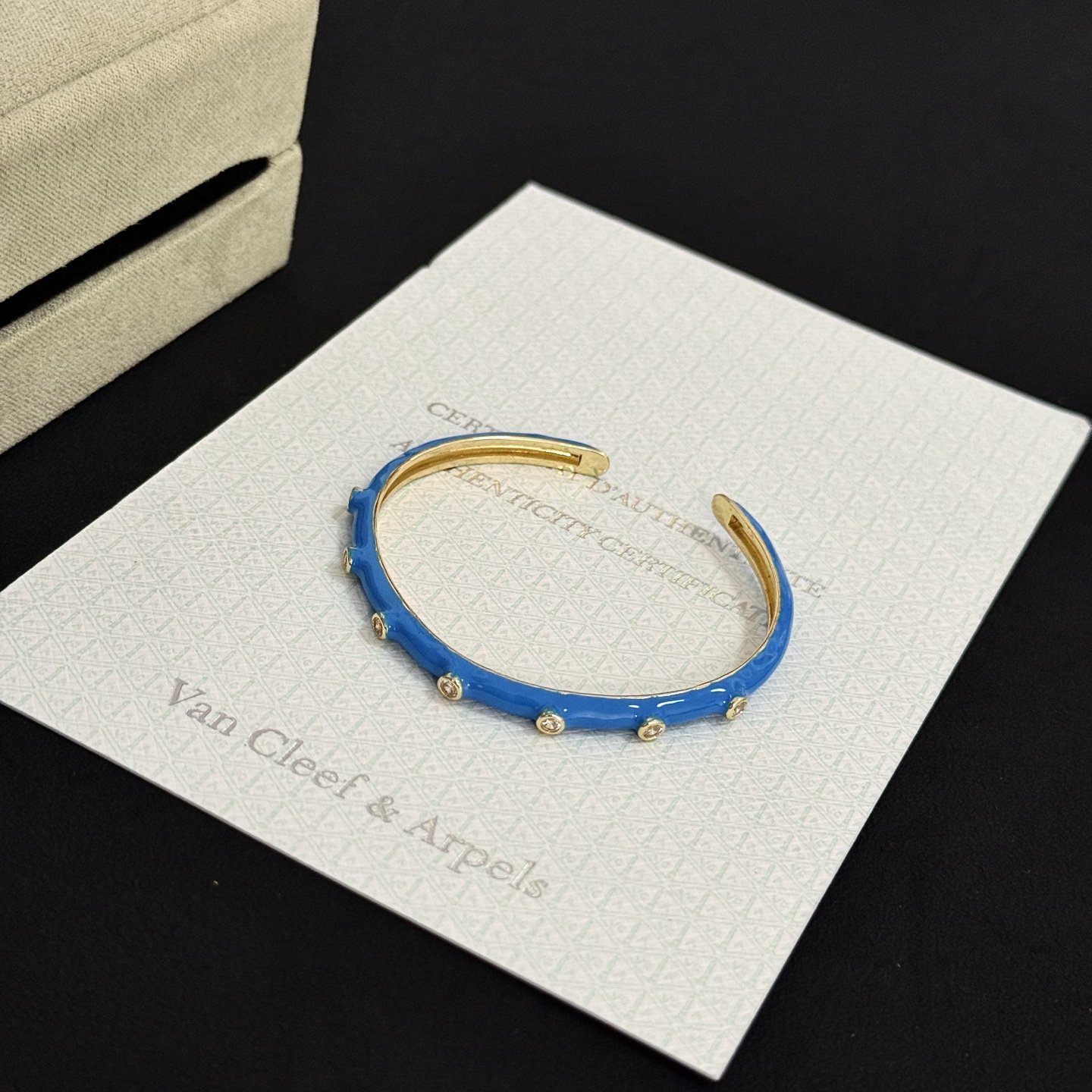 Van Cleef Arpels Perlee bracelet Yellow gold with blue enamel and clear diamond accents 17cm
