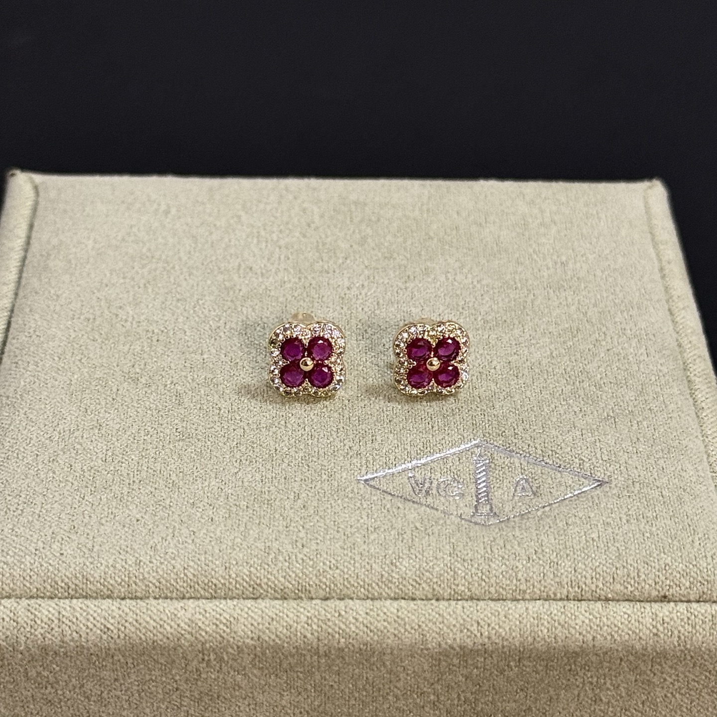 Van Cleef Arpels Alhambra earrings yellow gold ruby red diamond white 8mm stud diameter