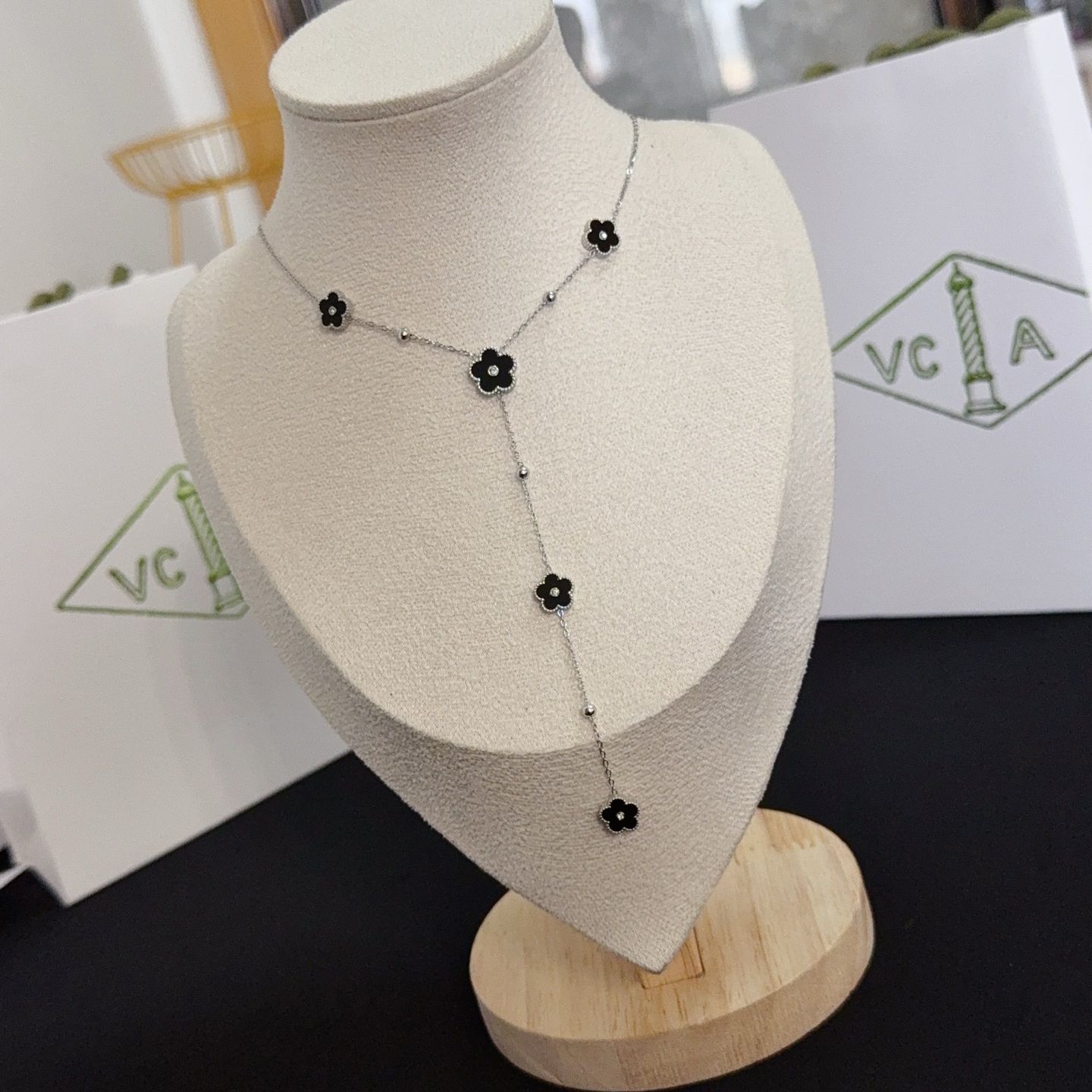 Van Cleef Arpels Alhambra necklace white gold black onyx diamond 42cm